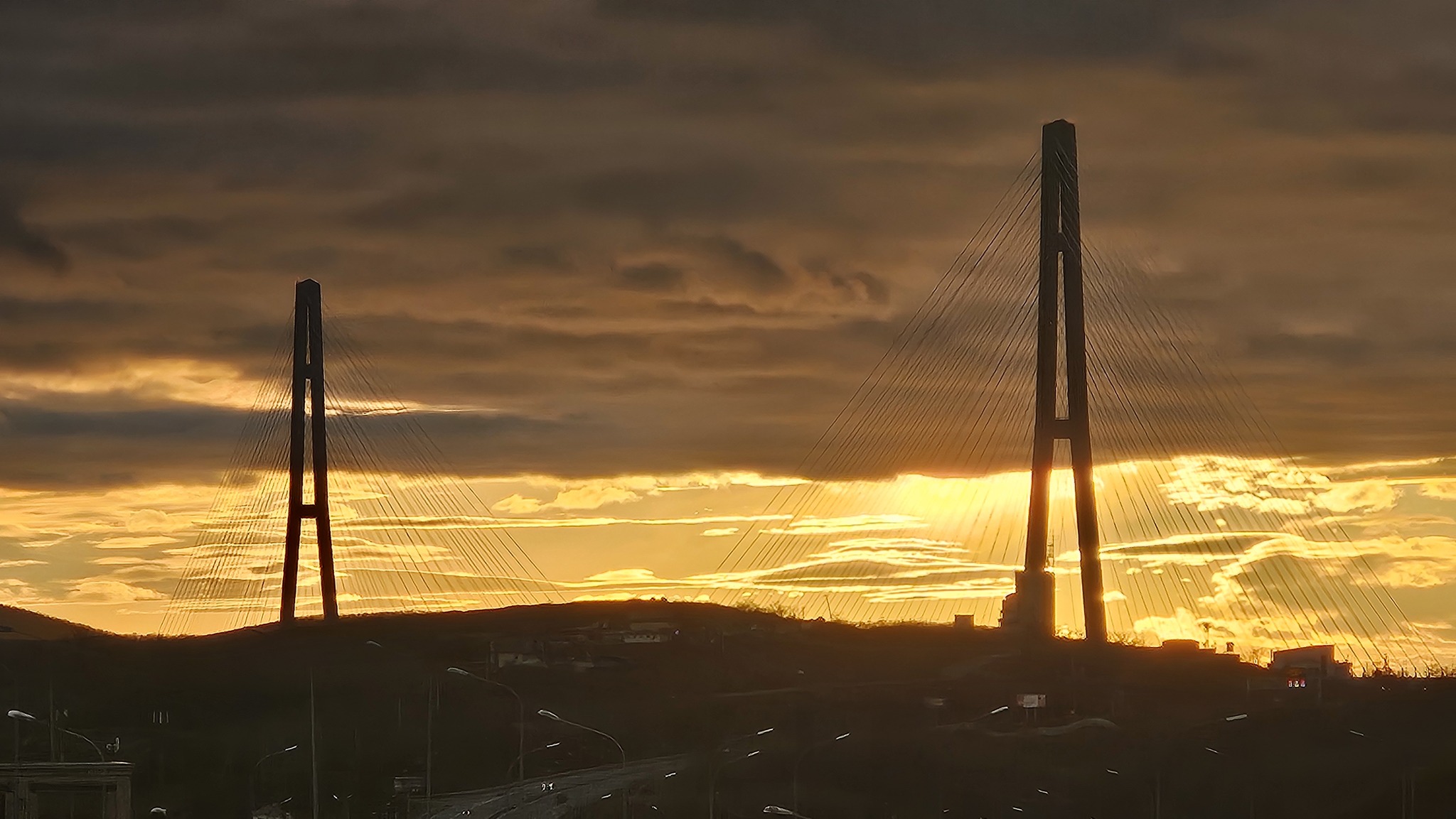 Sunset in Vladivostok - My, Vladivostok, Mobile photography, The photo, Russian Bridge, Sunset