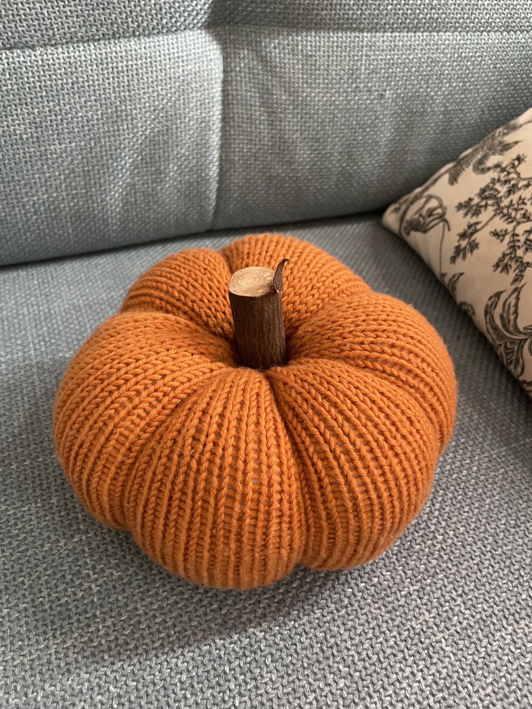 My first hand-knitted thing - My, Knitting, Knitting, Needlework without process, Crafts, Pumpkin