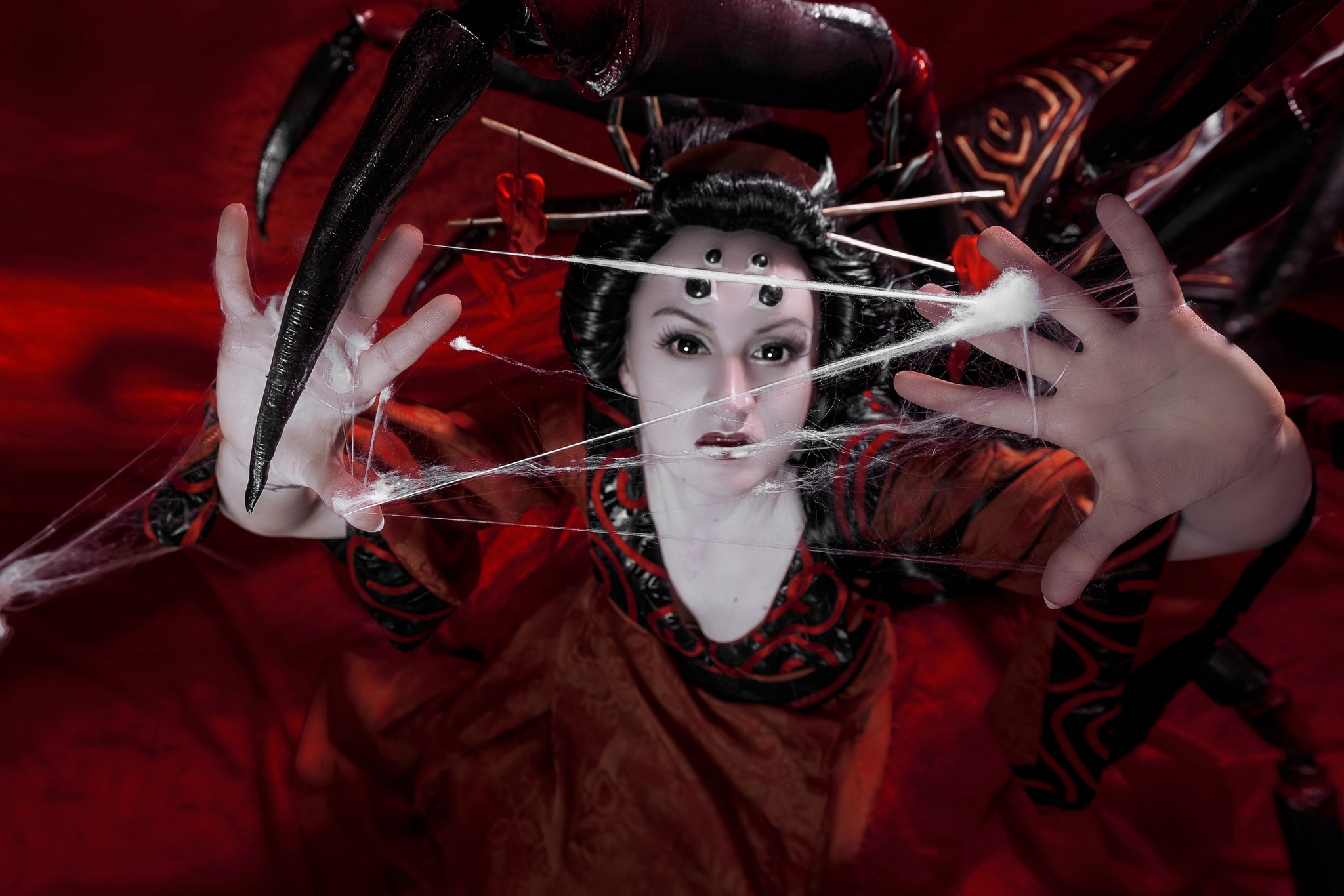 A miko priestess in the clutches of a jorogumo yokai (spider woman) - The photo, PHOTOSESSION, Cosplay, Cosplayers, Japanese mythology, Yokai, Spider-Woman, Longpost, Japan, Mythology, Asia