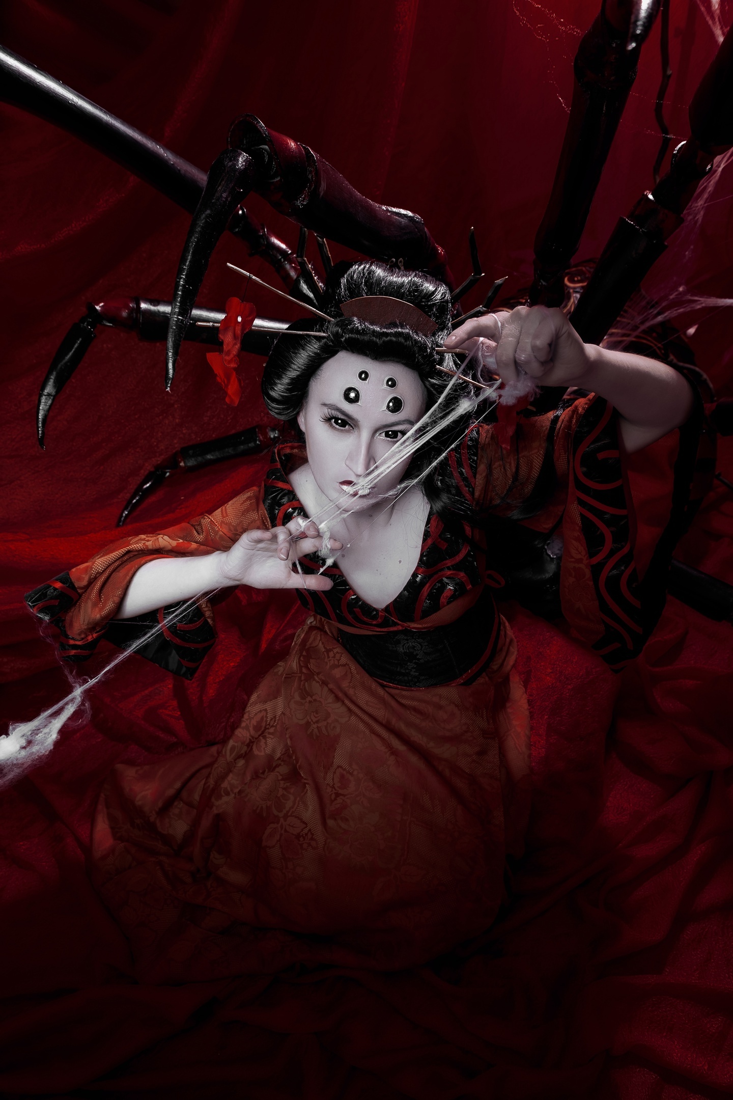 A miko priestess in the clutches of a jorogumo yokai (spider woman) - The photo, PHOTOSESSION, Cosplay, Cosplayers, Japanese mythology, Yokai, Spider-Woman, Longpost, Japan, Mythology, Asia