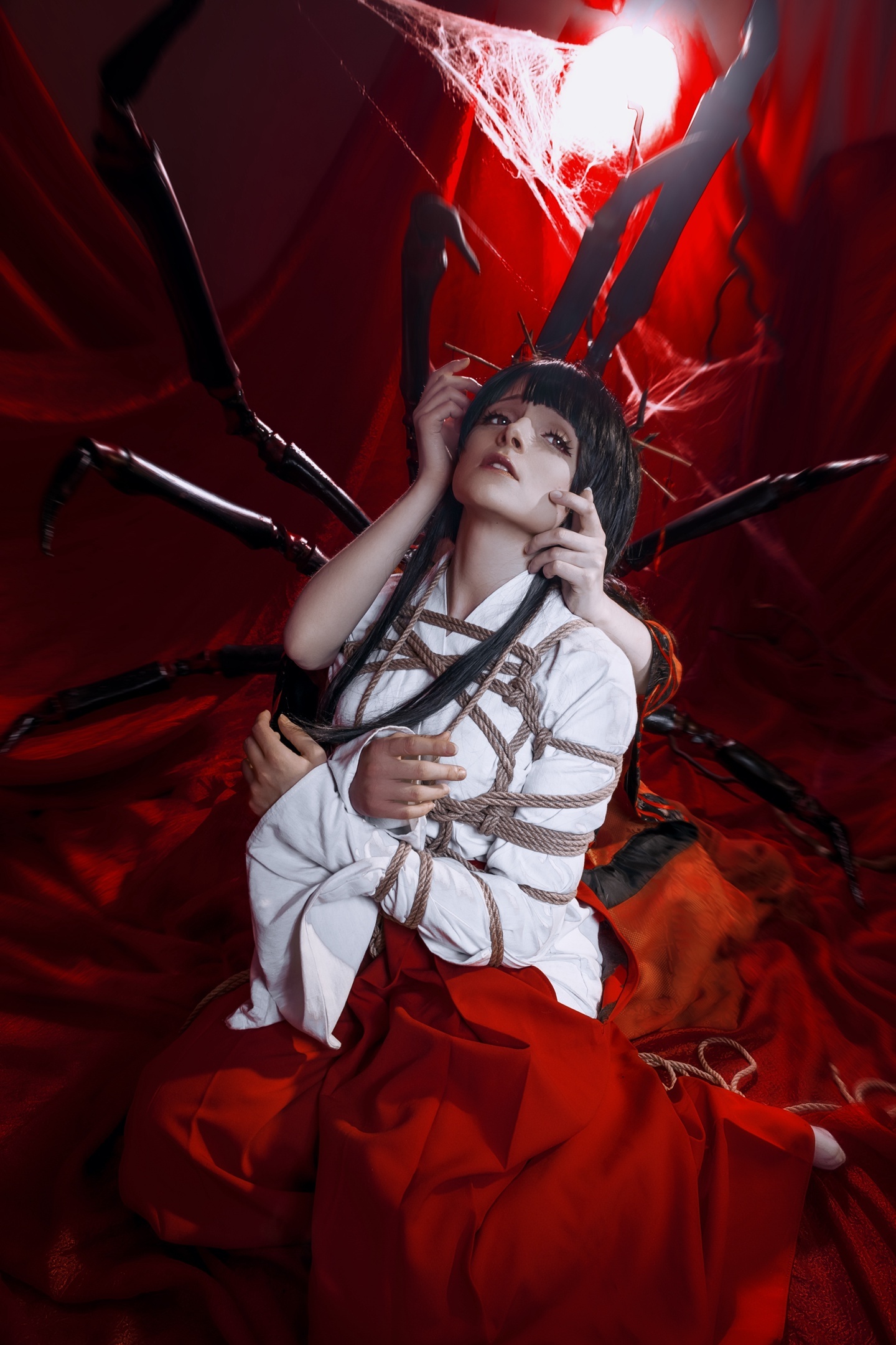 A miko priestess in the clutches of a jorogumo yokai (spider woman) - The photo, PHOTOSESSION, Cosplay, Cosplayers, Japanese mythology, Yokai, Spider-Woman, Longpost, Japan, Mythology, Asia