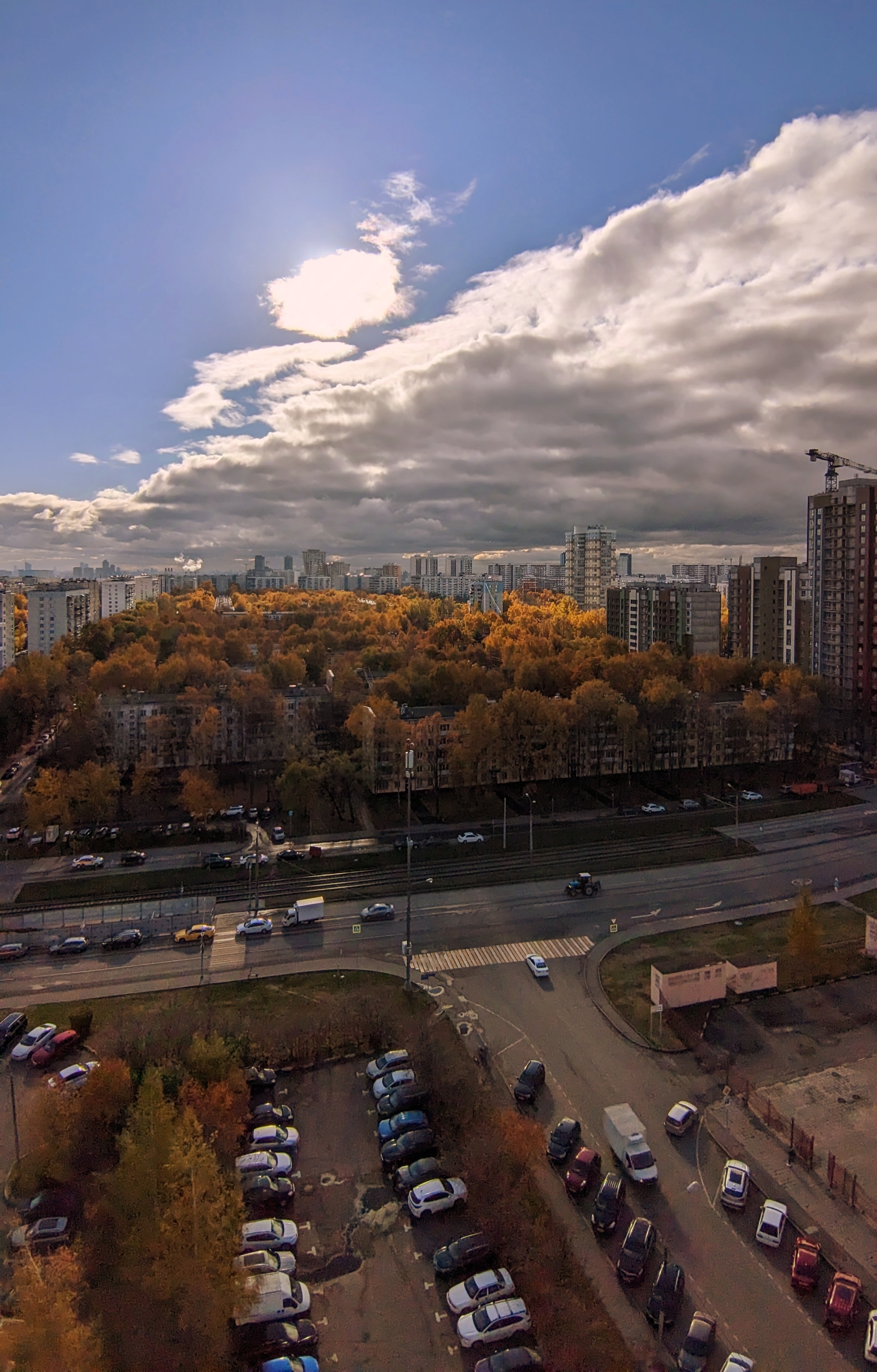 Autumn from my window - My, Autumn, Town, Moscow, Five-story building