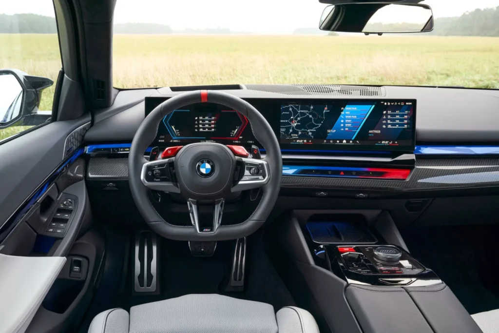 Review: 2025 BMW M5 Hybrid Is As Powerful As A Heavyweight - Auto, M5, Bmw, Overview, Sedan, Sports car, Longpost