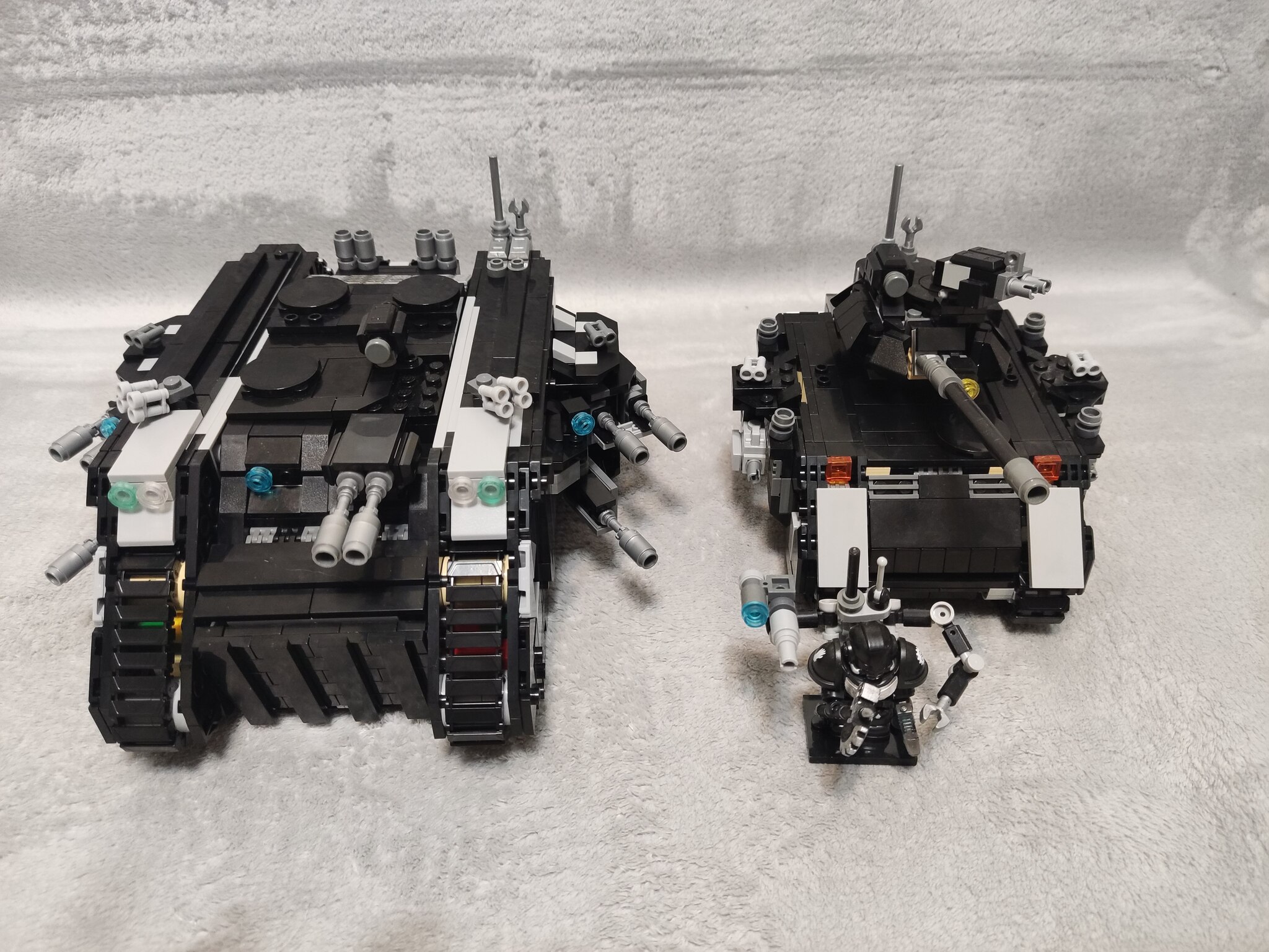 Lego land raider sale