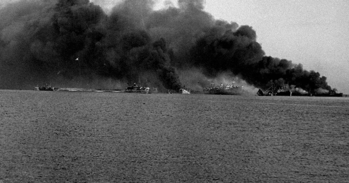 Burning Bari Harbour: The Horrific Consequences of Carelessness - My, Vessel, Italy, Germany, Great Britain, Airstrike, Port, Bari, Longpost