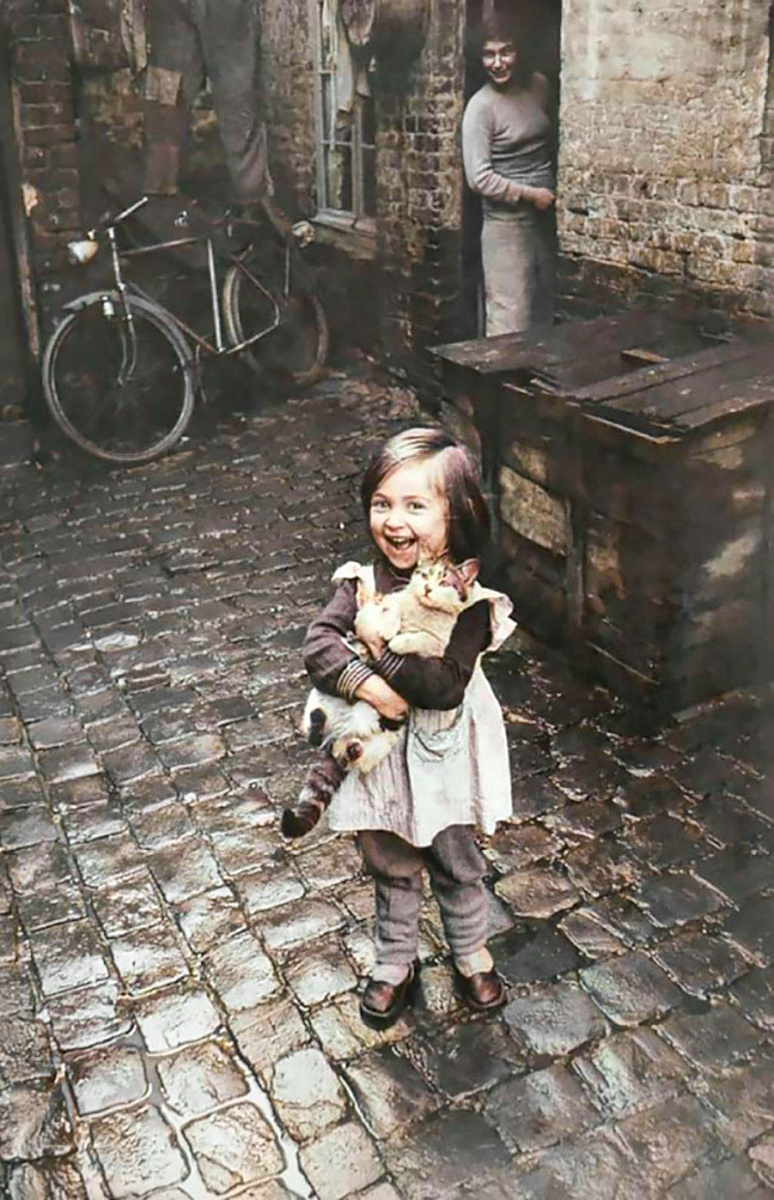 Fragments of History: Interesting and Rare Retro Photos of Europe. 20 Colorized Photos of the 20th Century. Part X - My, Old photo, Historical photo, The photo, Italy, France, Hungary, Switzerland, Norway, Yugoslavia, Europe, 20th century, Germany, Poland, Longpost