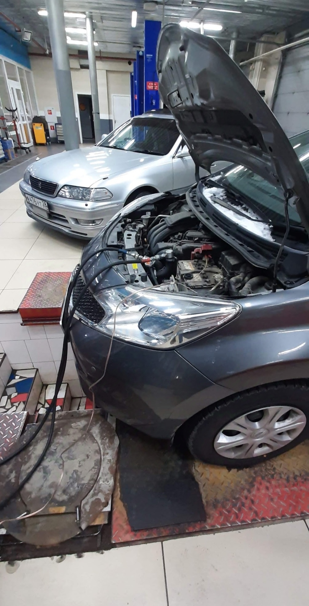 Nissan Note first car - Nissan, Auto, Japan, Tires, Car, Дальний Восток, Transport, Spare parts, Road, Text, Longpost