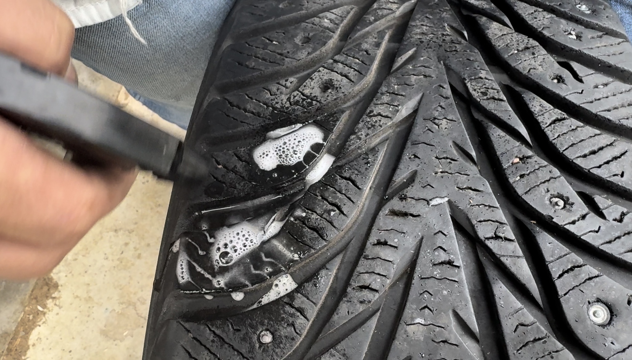 Do-it-yourself tire studding - My, Thorns, Tires, Winter tires, Repair, Video, Longpost