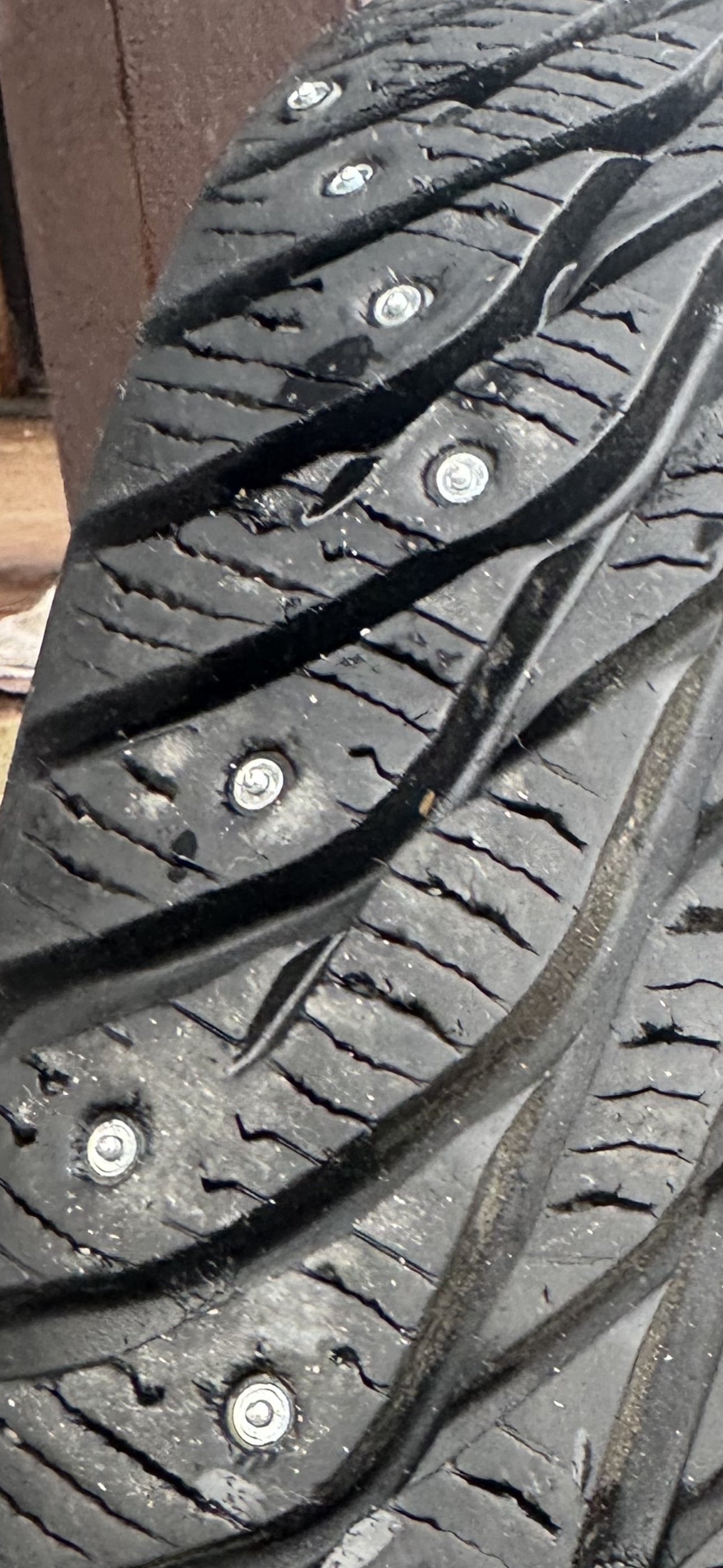 Do-it-yourself tire studding - My, Thorns, Tires, Winter tires, Repair, Video, Longpost