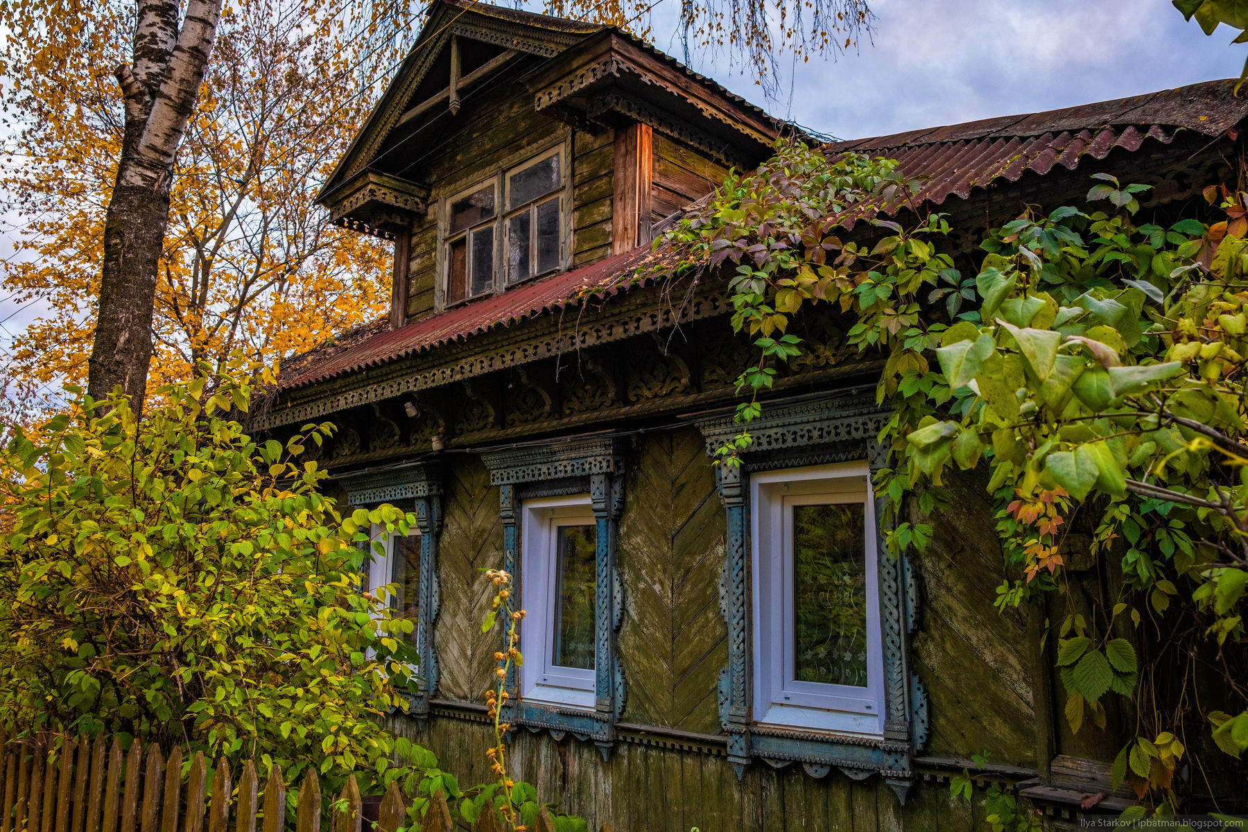 Pecherskaya Sloboda is a historical district of Nizhny Novgorod - My, Nizhny Novgorod, The photo, Autumn, Longpost