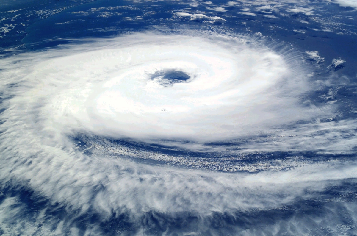 What is the difference between a cyclone and an anticyclone? - Planet, Meteorology, Planet Earth, Cyclone, Anticyclone, Hurricane, Land, Universe, The science, Informative, Physics, Longpost