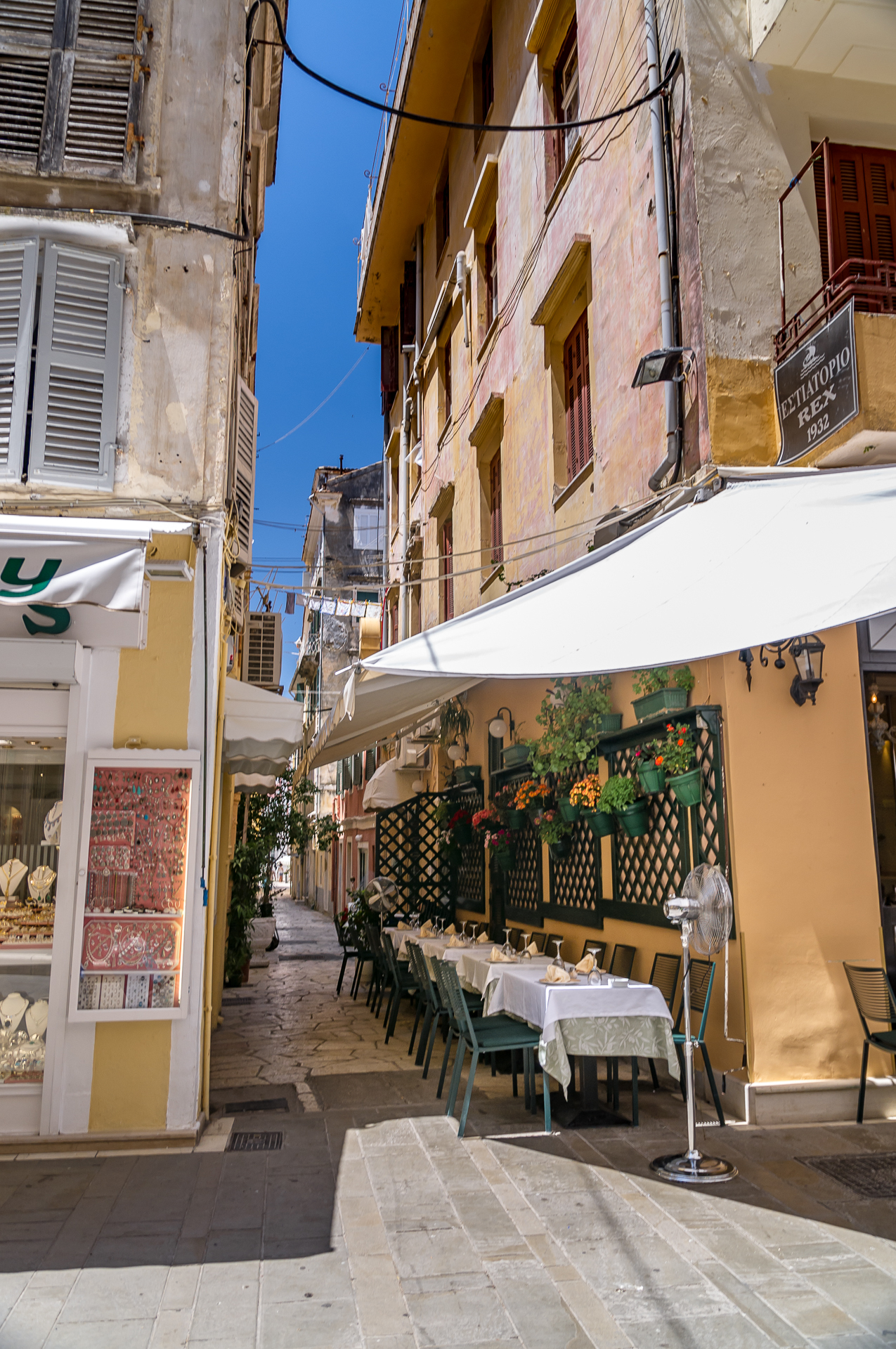 Liston - the pedestrian Broadway of Corfu. And the surrounding streets... - My, Greece, Kerkyra, Centre, Longpost