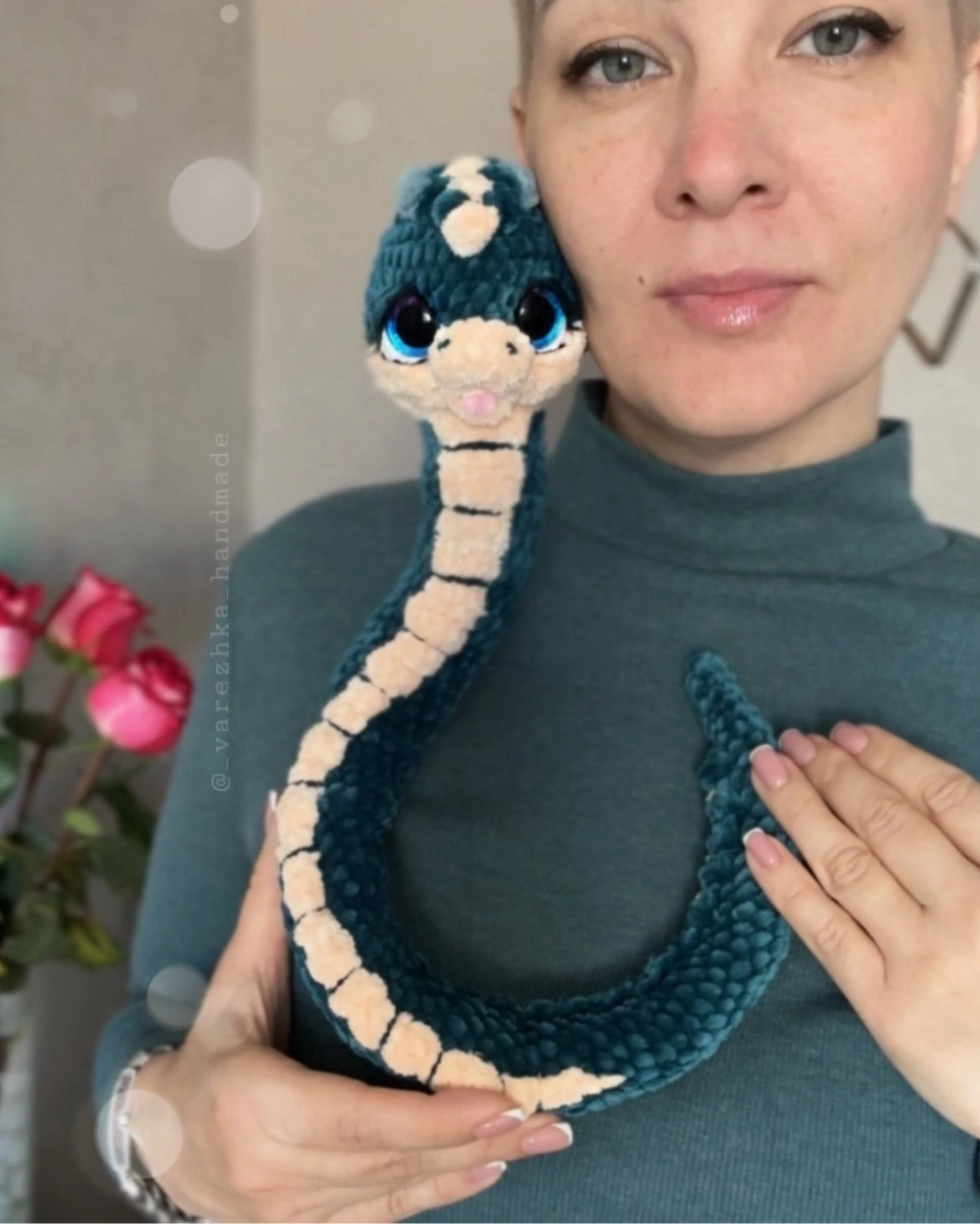 We always have a snake in stock! - My, 2025, Symbols and symbols, Symbol of the year, Crochet, Knitting, Plush yarn, Snake, Author's toy, Longpost, Needlework without process