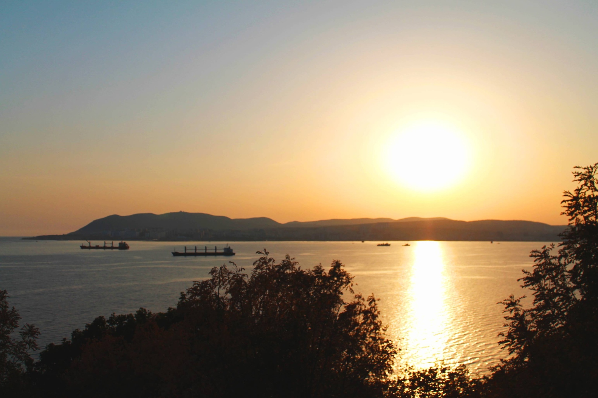 We radiate in random glances... - My, The photo, Landscape, Sea, Port