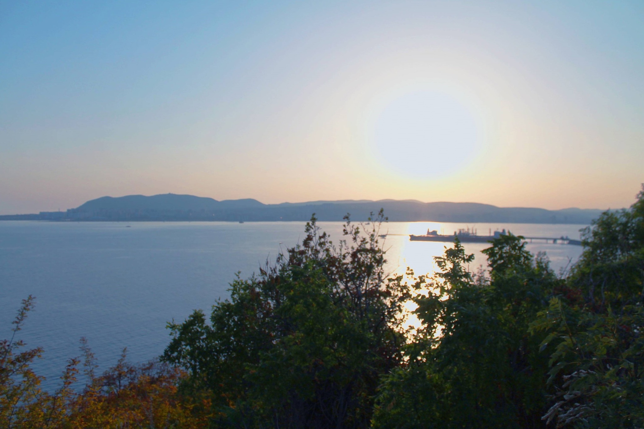 We radiate in random glances... - My, The photo, Landscape, Sea, Port