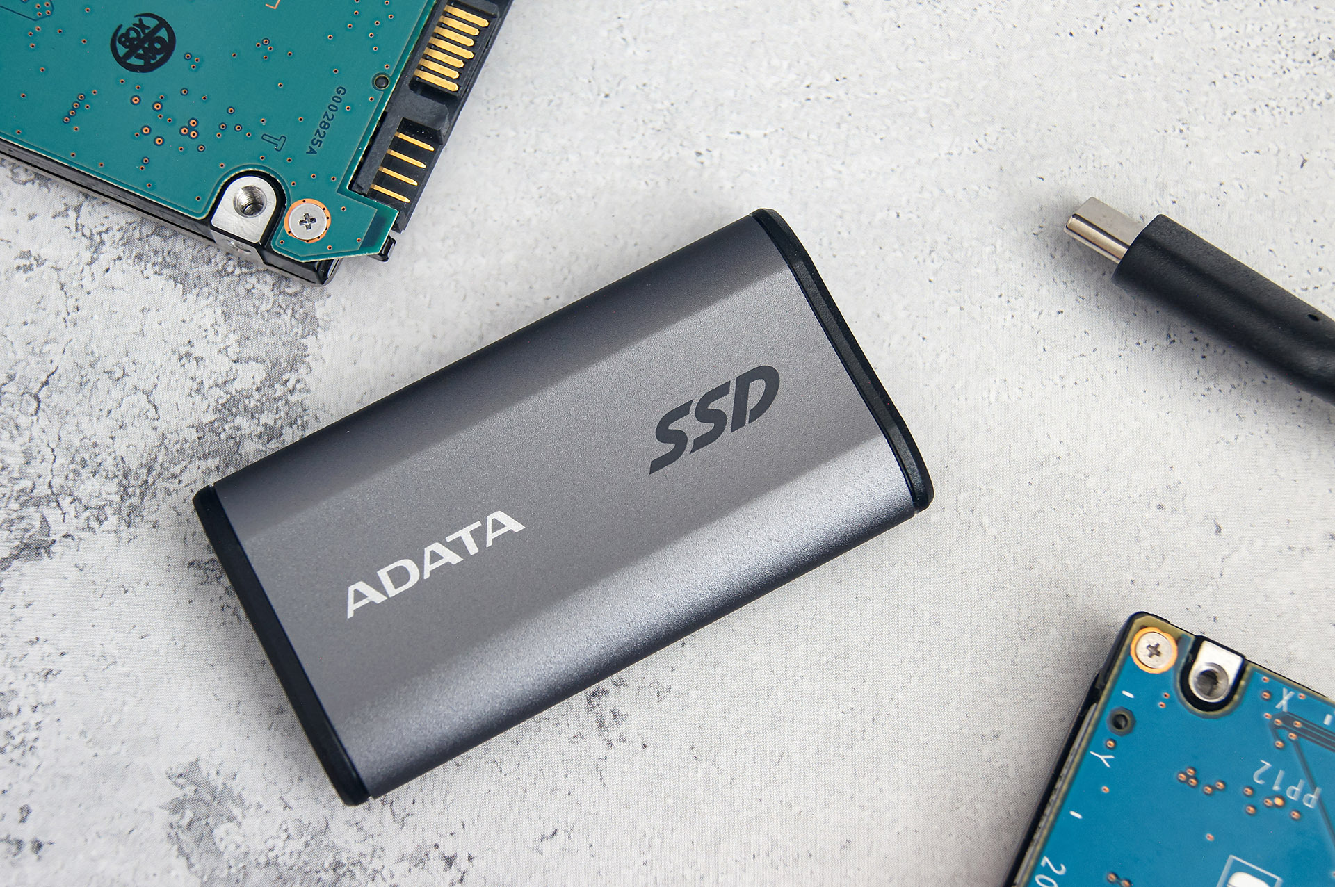 Обзор быстрого портативного накопителя ADATA SE880 на 500 Гб - Моё, Электроника, Компьютерное железо, Обзор, SSD, Накопитель, Длиннопост