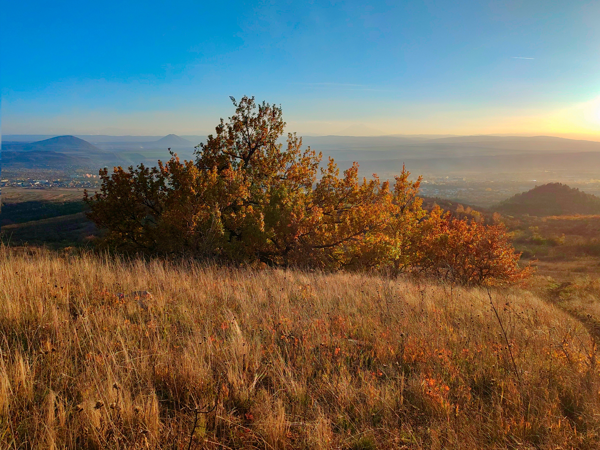 The last day of October - My, Nature, Caucasian Mineral Waters, Landscape, Beshtau, Mobile photography, Longpost, Autumn