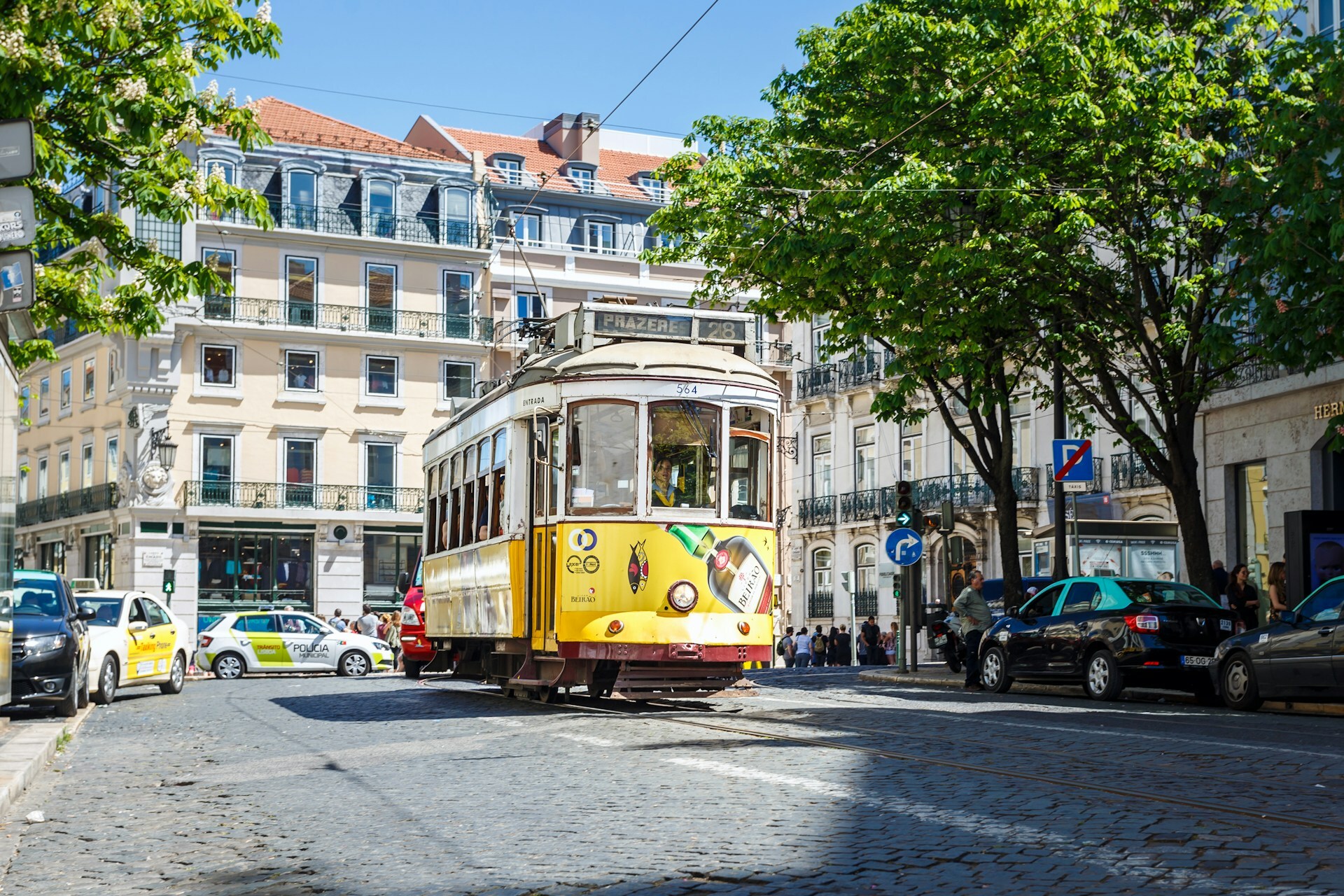 Spent €10,000, slept on the floor of a rented apartment and almost got depressed - my move to Lisbon - My, Living abroad, Relocation, Personal experience, Europe, Emigration, Businessman, Portugal, Prices, Longpost