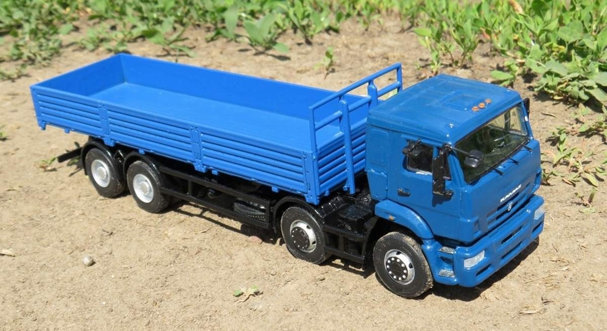 Souvenir Kamaziks in tape 32 - Kamaz, Scale model, Stand modeling, Longpost, Hobby, Modeling, Collecting, Collection, Souvenirs