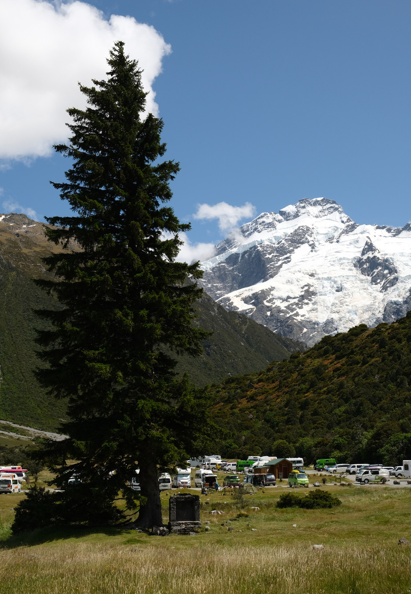 New Zealand. Upside Down on a Long White Cloud. Part 7 - New Zealand, Maori, The mountains, Glacier, Track, Longpost