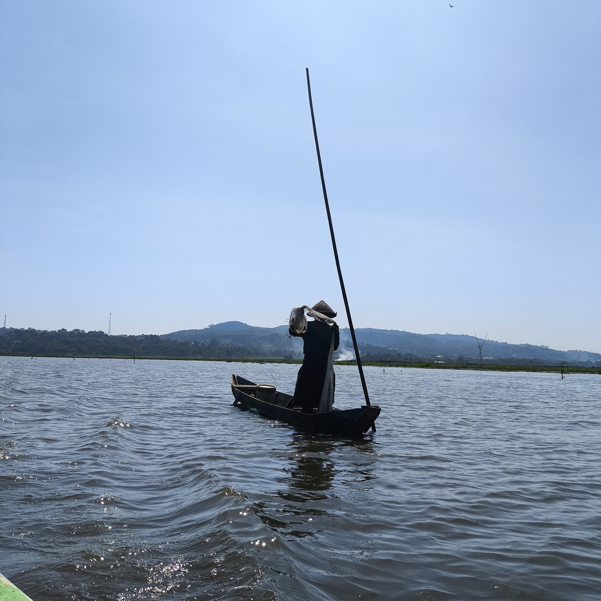 Melanesia Travel Diary. Indonesia. Day 132. Fishing in the Swamp - My, Travels, Around the world, Informative, Fishing, Life stories, Lake, Swamp, Indonesia, cat, Video, Longpost