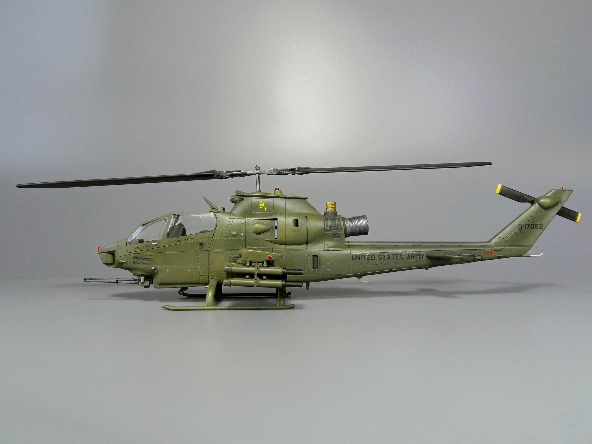 Bell AH-1S Cobra. Hasegawa, 1/72 - Моё, Фотография, Ah-1, Вертолет, Сборная модель, Моделизм, Масштабная модель, Военная авиация, Длиннопост