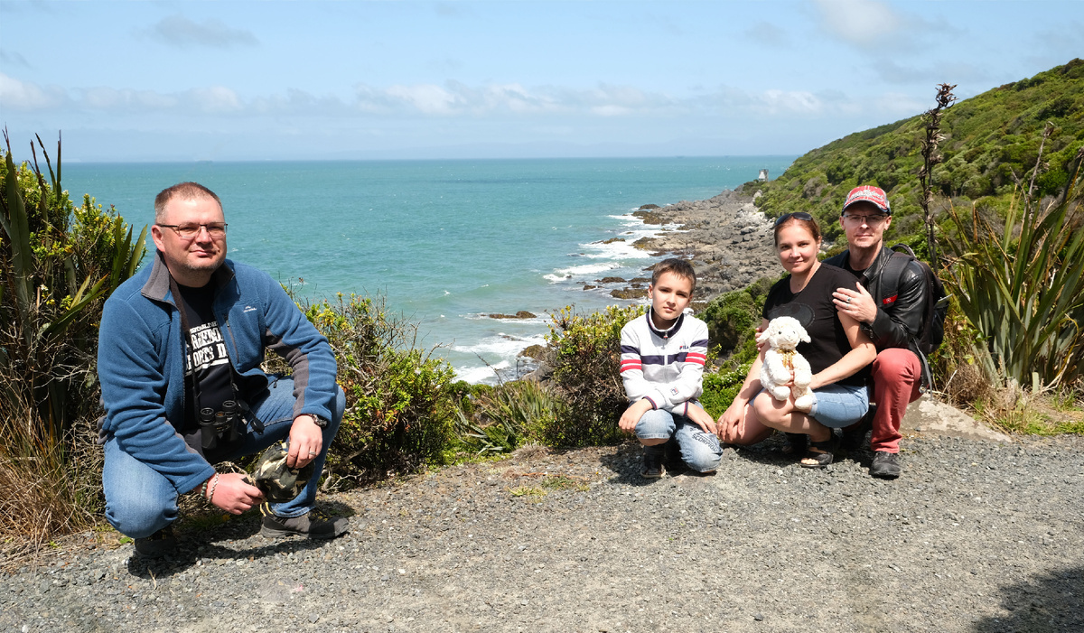 New Zealand. Upside Down on a Long White Cloud. Part 10 - The end of the world, New Zealand, Cook, Mutton, Sheeps, The hobbit, Troll, Oysters, Longpost