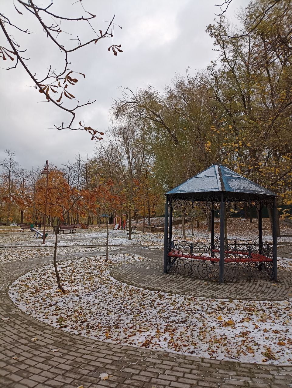 Первый снег в Донецке - Моё, Первый снег, Донецк, ДНР, Набережная, Длиннопост