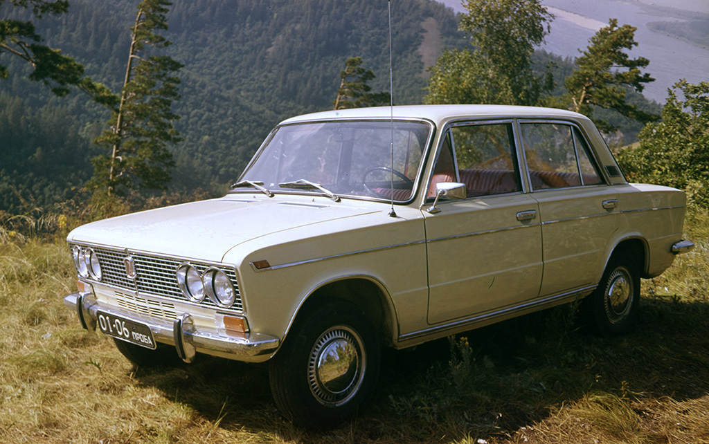 Luxe number three: how the VAZ-2103 was better than its counterparts from Italy and Poland (and why it was worse) - Technics, Inventions, Car history, Engine, Retro car, Auto, the USSR, Made in USSR, Want to know everything, AvtoVAZ, Longpost