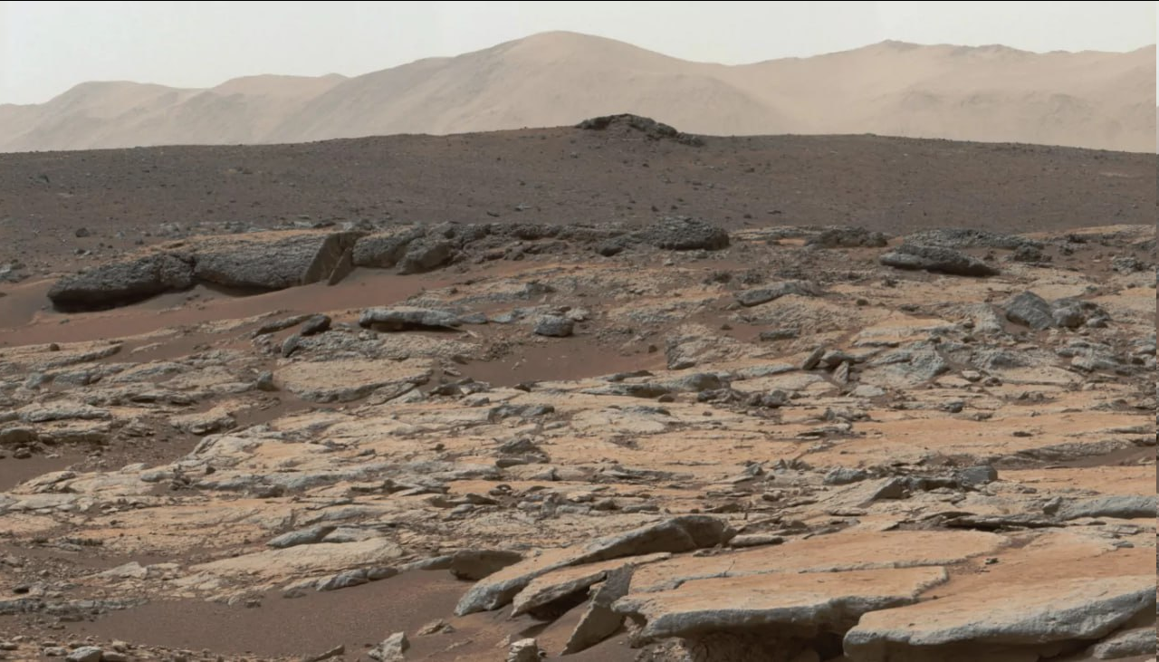 The Curiosity rover has been working on the surface of Mars for 12 years now! - My, Mars, Rover, Curiosity, Space, Universe, Planet