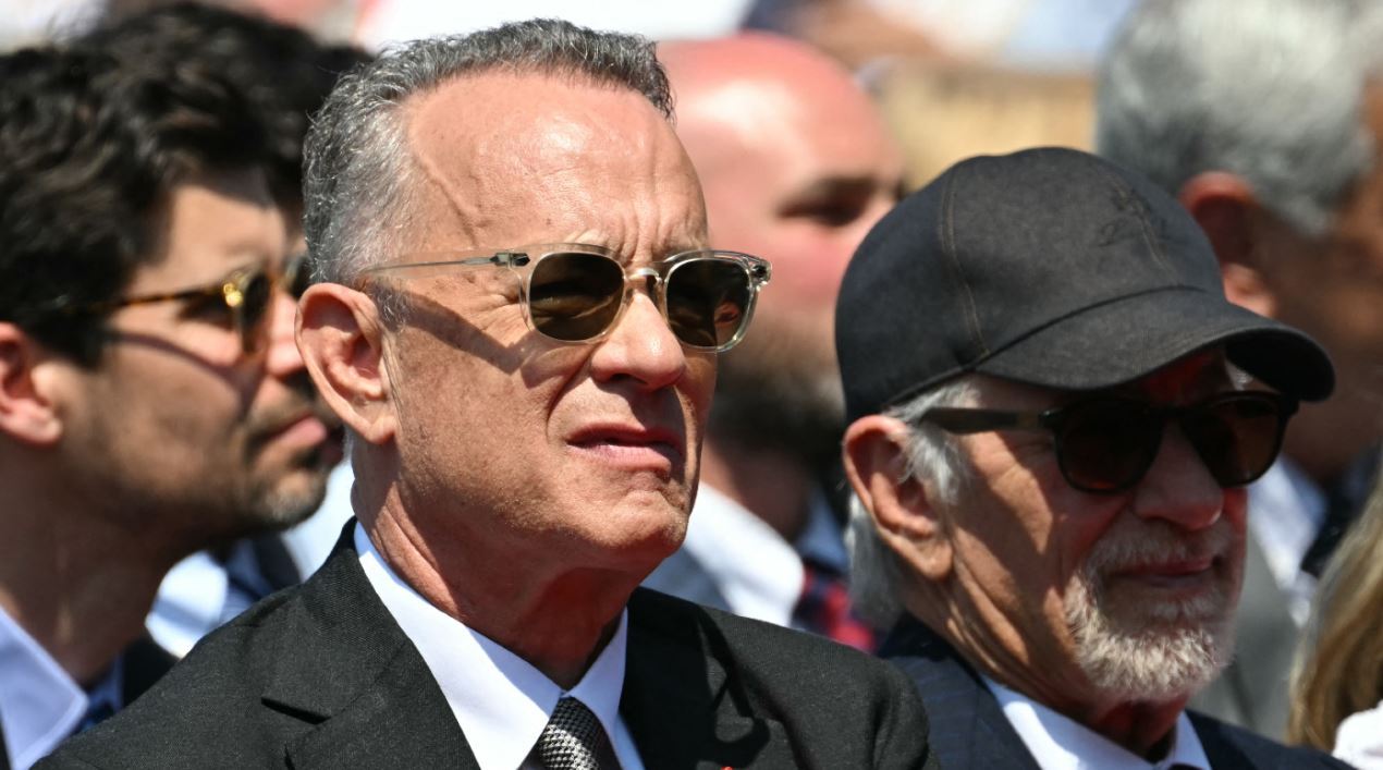 'I don't consider it a victory': Tom Hanks explains why he changed his mind about moving to Canada after Trump's victory - My, Politics, Donald Trump, Actors and actresses, Canada, USA, Tom Hanks, Promise, Satire, Humor, IA Panorama