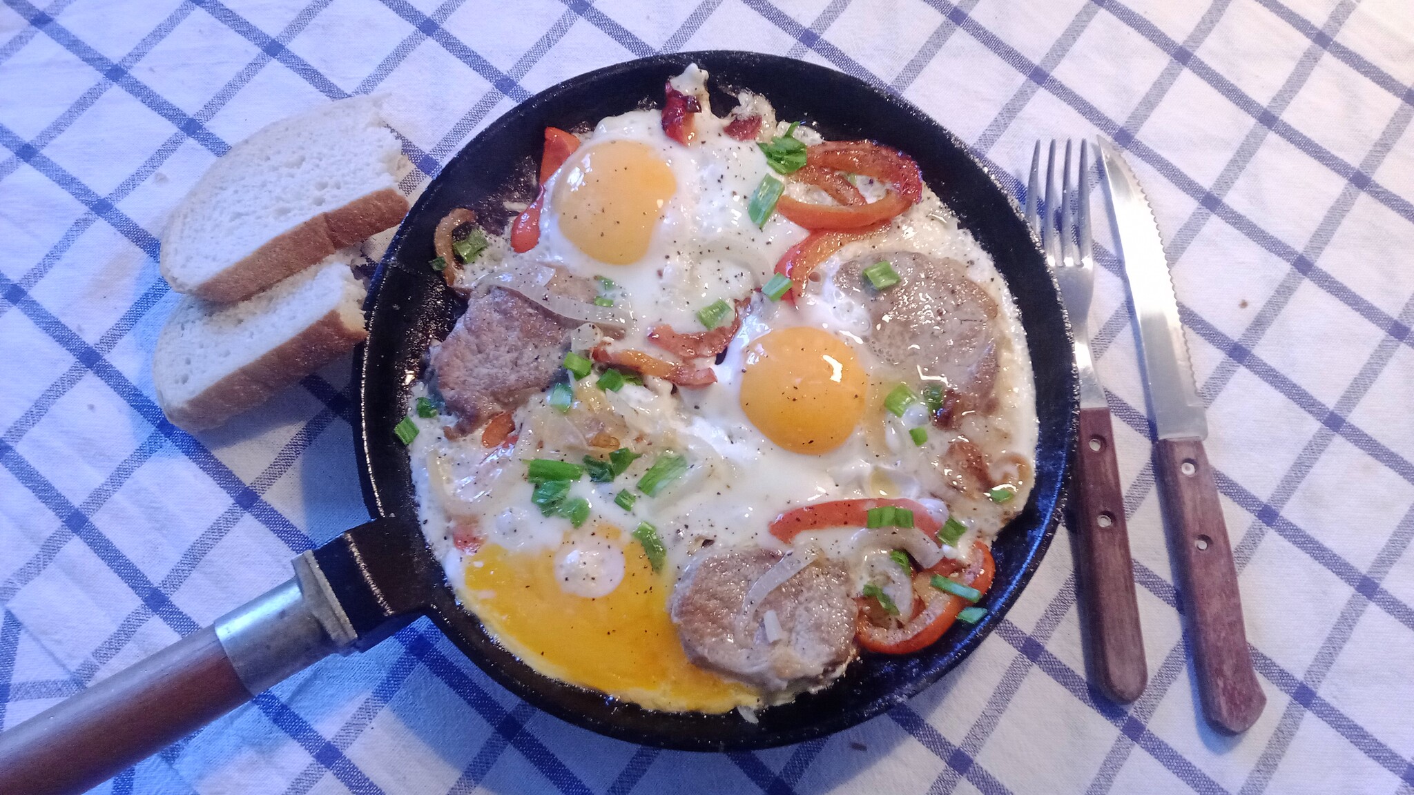 Fried eggs - My, Cooking, Eggs, A life, Longpost