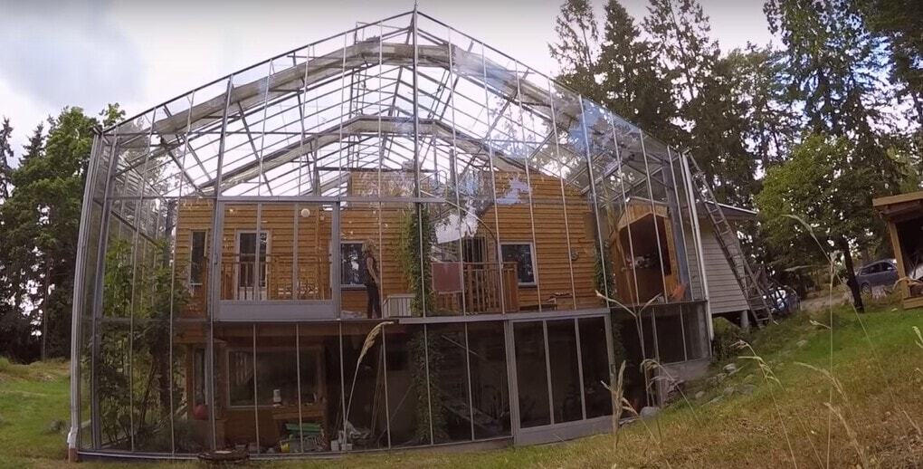 Swedish family turns their home into a giant greenhouse that's the envy of more than just tomatoes - Architecture, The property, Heating, Telegram (link), Longpost