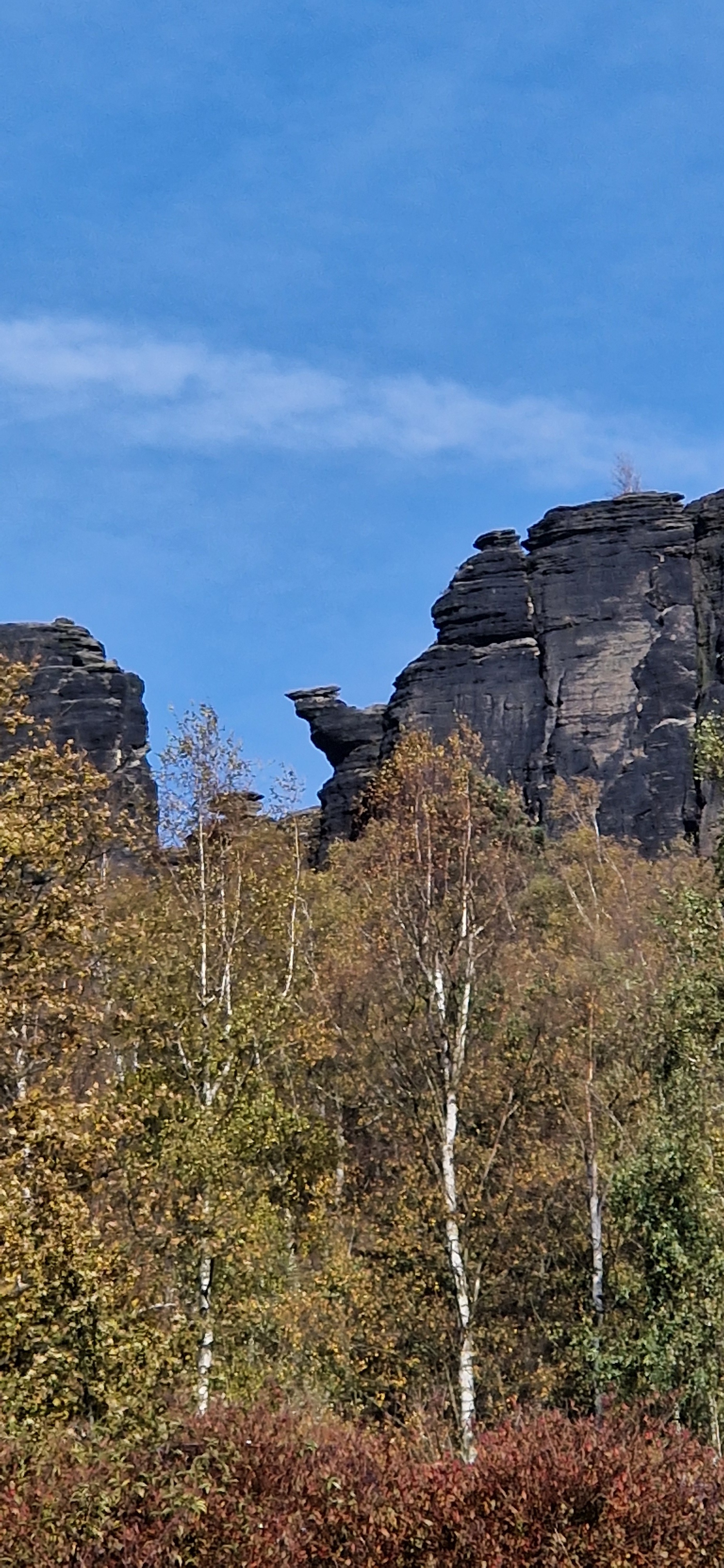 On the edge - My, Travels, Mood, The rocks, Jump off a cliff, Weekend, Leisure, Activity, Together, On the edge, Height, Video, Vertical video, Longpost