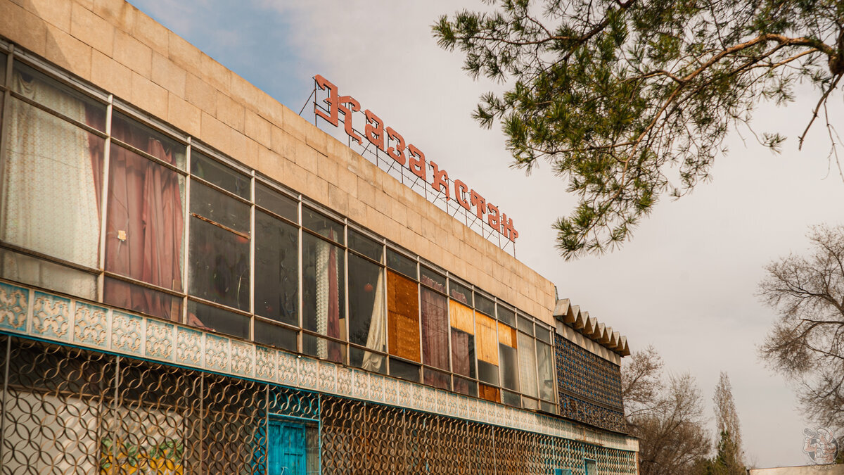 Who would have thought that a restaurant from the Soviet era that closed many years ago would turn out to be so beautiful inside? - My, sights, Abandoned, Local history, Travels, The photo, Road trip, Longpost