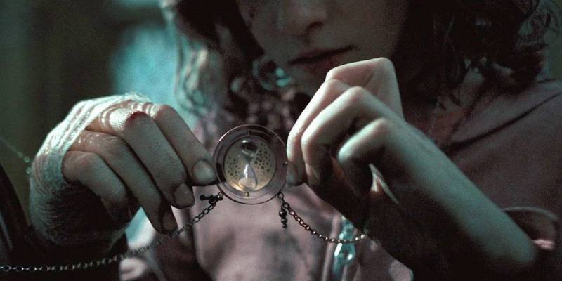 Is the time-turner really all-powerful? - Harry Potter, Flywheel of time, Time travel