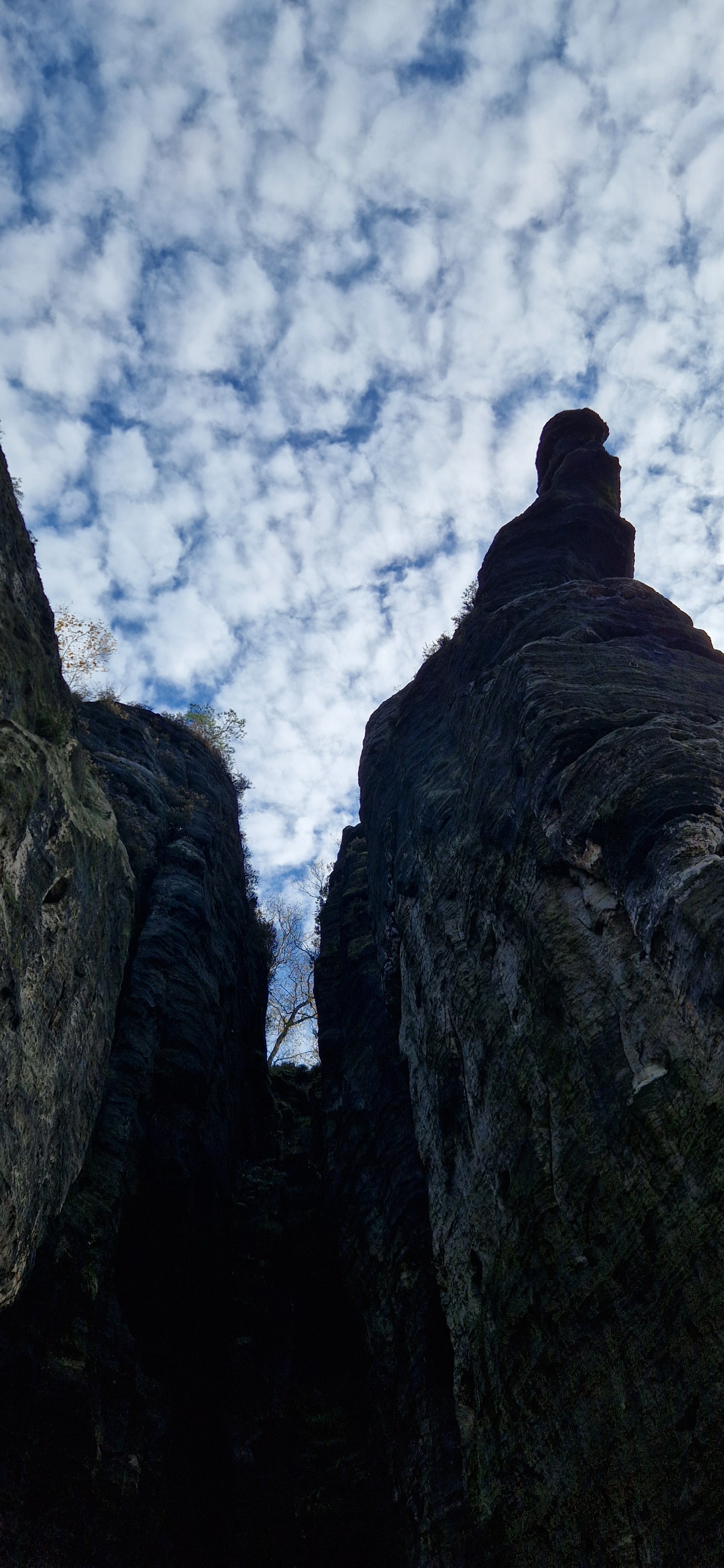 On the edge - My, Travels, Mood, The rocks, Jump off a cliff, Weekend, Leisure, Activity, Together, On the edge, Height, Video, Vertical video, Longpost