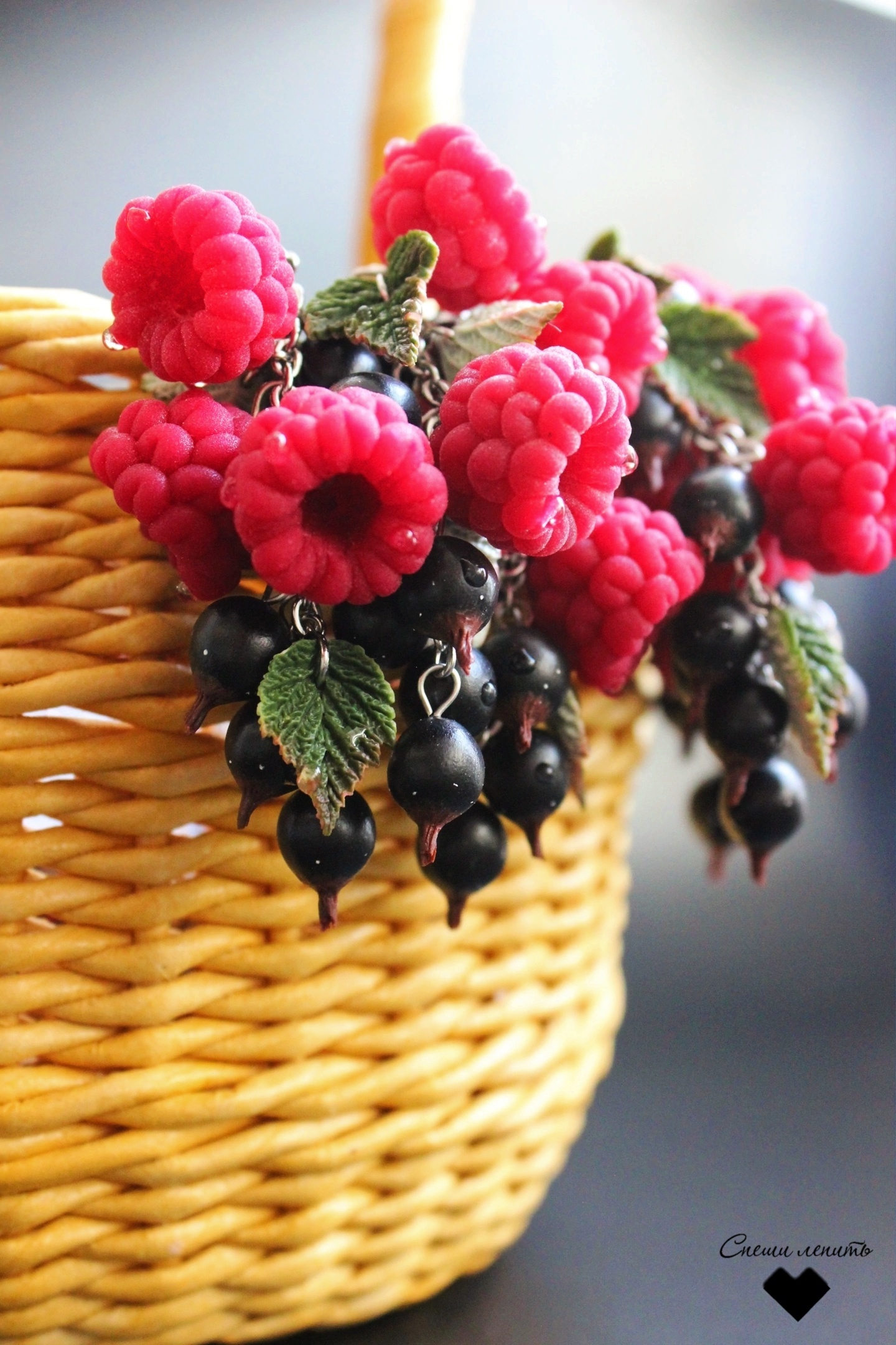 Raspberry and currant. Polymer - My, Лепка, Polymer clay, Raspberries, Currant, Brooch, Longpost