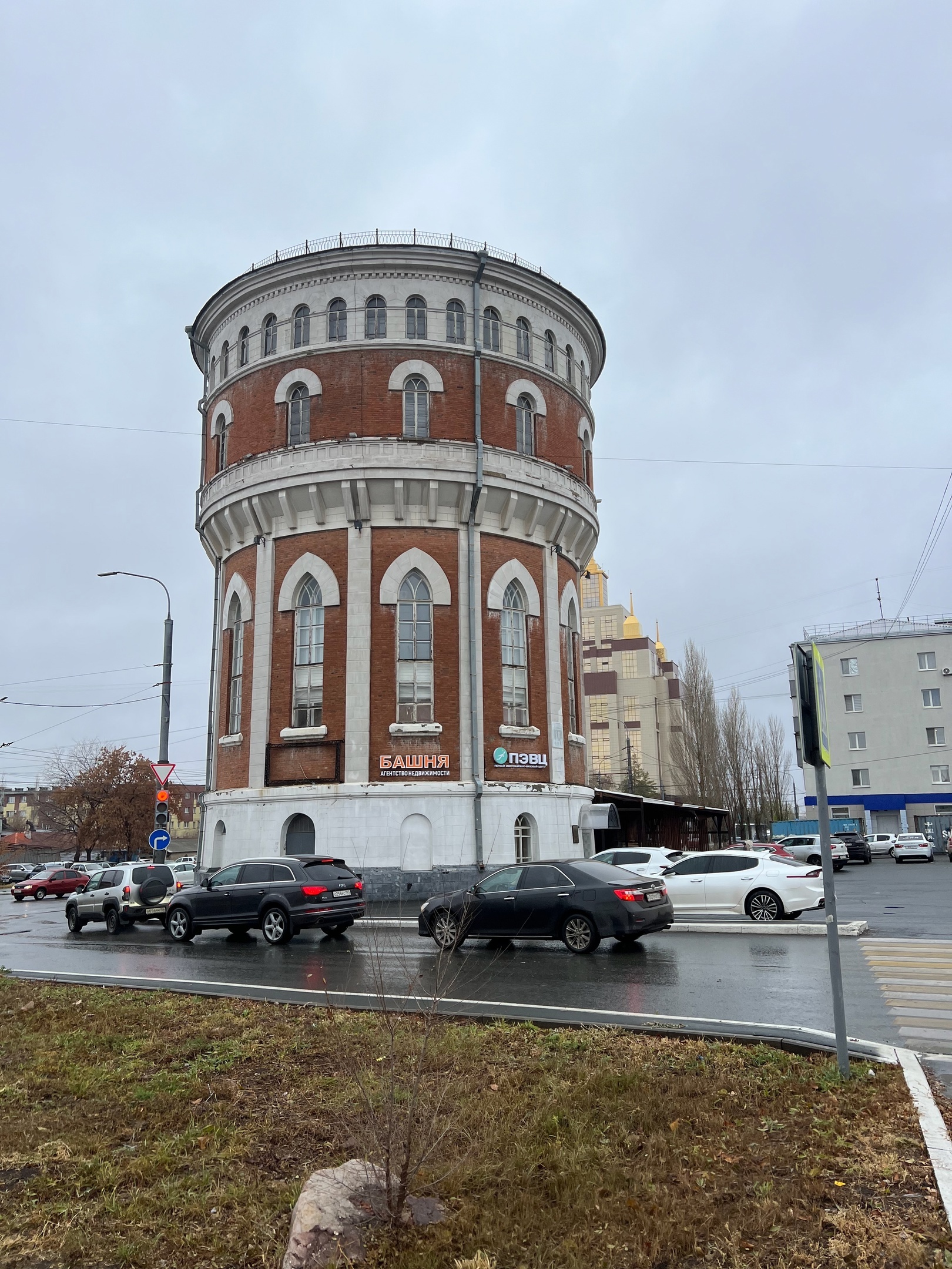 Оренбург: залечь на дно ватрушки (и укрыться пуховым платком) - Моё, Путешествия, Туризм, Поездка, Туристы, Оренбург, Оренбургская область, Урал, Отдых, Азия, Европа, Мат, Длиннопост