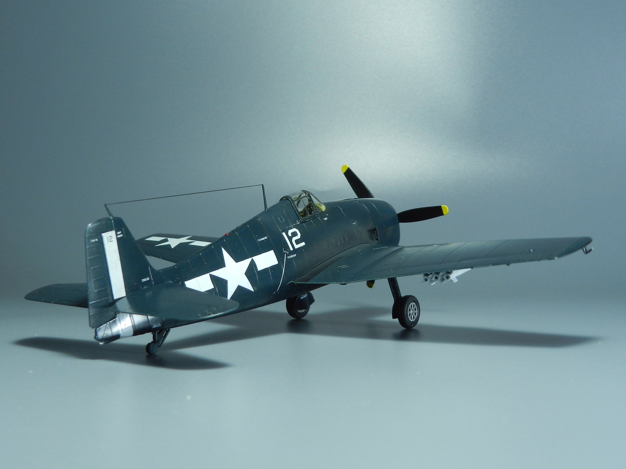 F6F-5 Hellcat. Eduard, 1/72 - My, Prefabricated model, Modeling, Military aviation, Hellcat, F6f Hellcat, The photo, Longpost