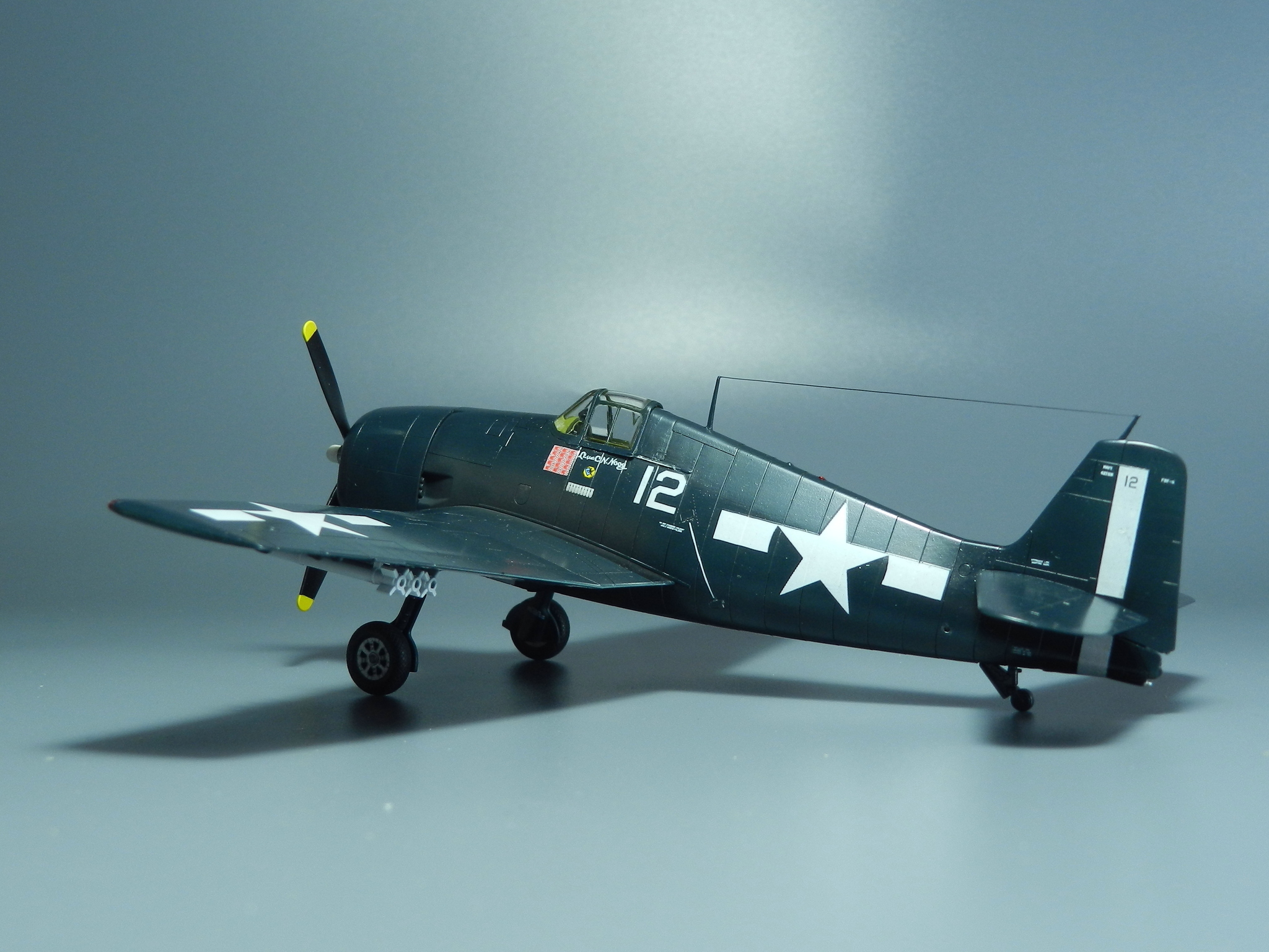 F6F-5 Hellcat. Eduard, 1/72 - My, Prefabricated model, Modeling, Military aviation, Hellcat, F6f Hellcat, The photo, Longpost