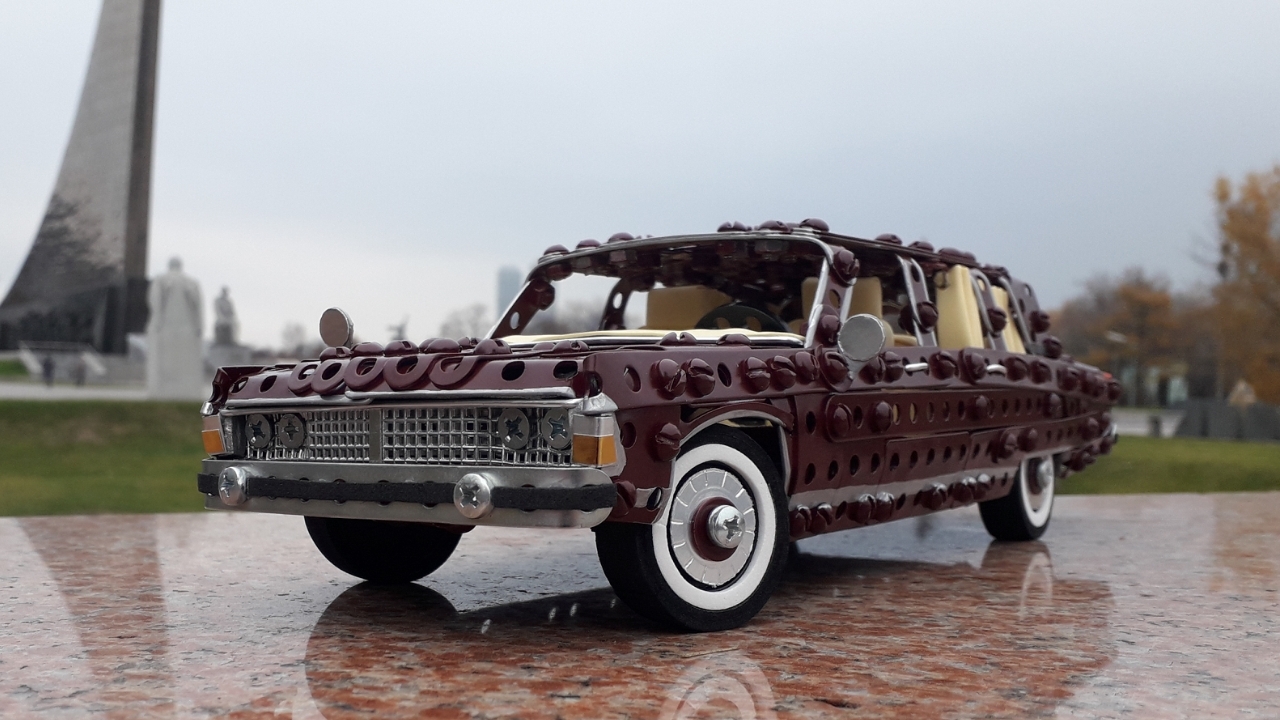 GAZ-14 made of metal construction set, wire, rubber and cardboard - My, Gas, Gas 14, VDNKh, Modeling, the USSR, Retro car, Limousine, Scale model, Longpost