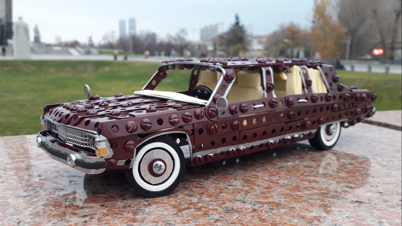 GAZ-14 made of metal construction set, wire, rubber and cardboard - My, Gas, Gas 14, VDNKh, Modeling, the USSR, Retro car, Limousine, Scale model, Longpost