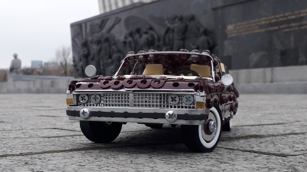 GAZ-14 made of metal construction set, wire, rubber and cardboard - My, Gas, Gas 14, VDNKh, Modeling, the USSR, Retro car, Limousine, Scale model, Longpost