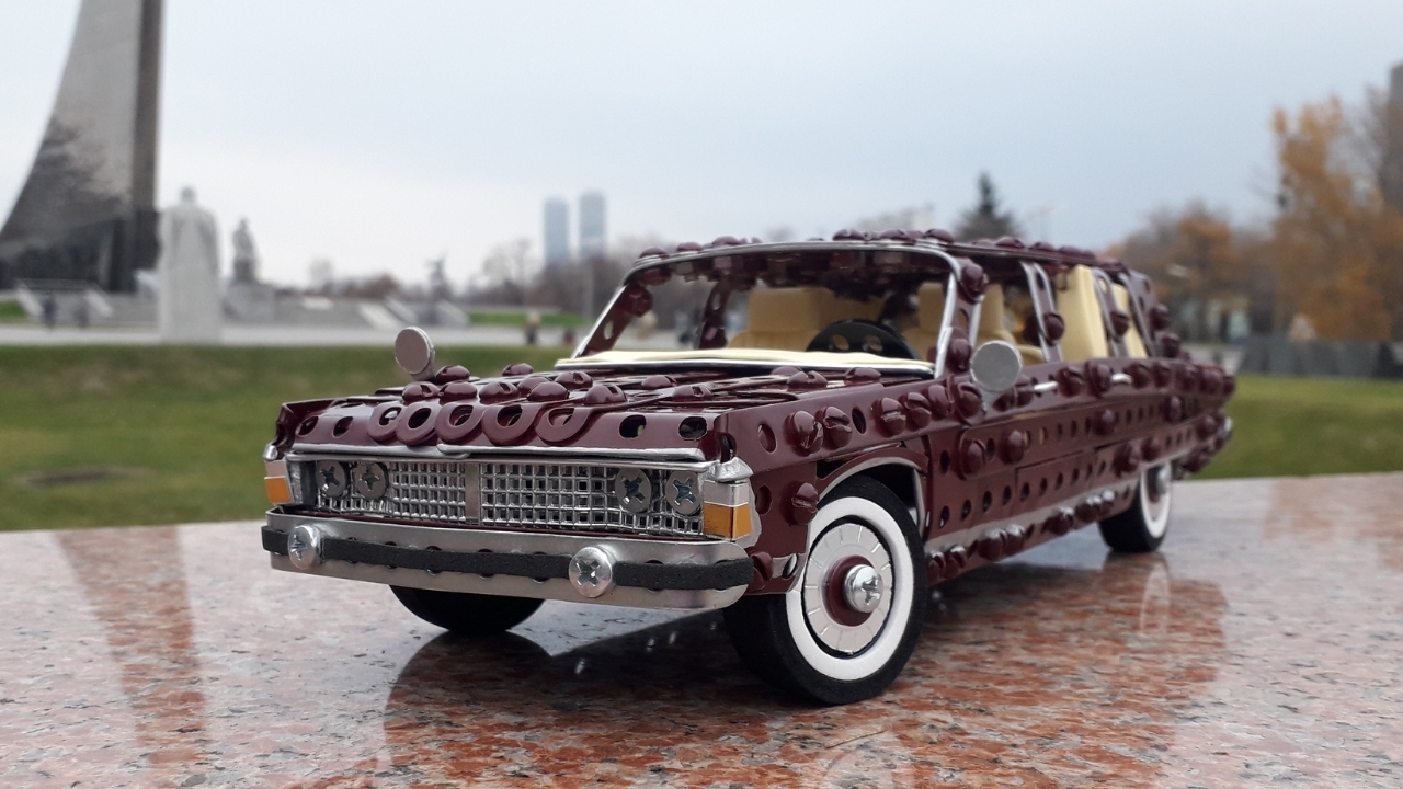 GAZ-14 made of metal construction set, wire, rubber and cardboard - My, Gas, Gas 14, VDNKh, Modeling, the USSR, Retro car, Limousine, Scale model, Longpost