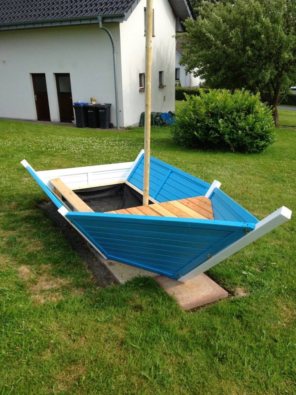 — A sandbox in the form of a boat from a subscriber - Crossposting, Pikabu publish bot, Telegram (link), Longpost, Sandbox, The photo