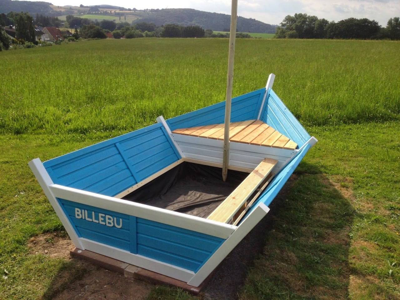 — A sandbox in the form of a boat from a subscriber - Crossposting, Pikabu publish bot, Telegram (link), Longpost, Sandbox, The photo