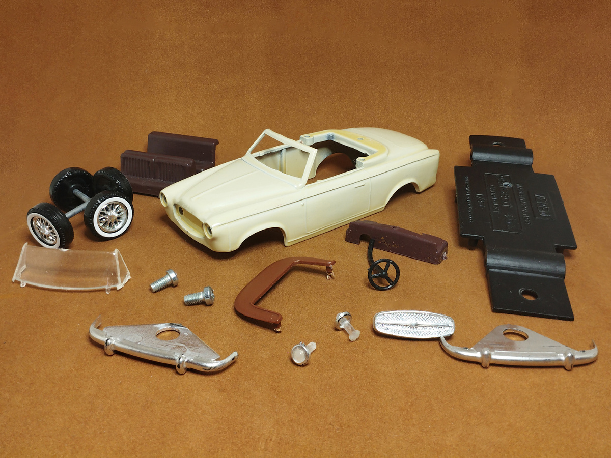 Peugeot 403 detective Columbo. Scale model with a spark based on the famous series - My, Collecting, Scale model, Modeling, Collection, Colombo, Foreign serials, Electrification, 3D печать, 3D modeling, 3D printer, Anycubic Photon, Peugeot, Serzhik Modelist, Stand modeling, Painting miniatures, 1:43, Painting, Peter Falk, Longpost