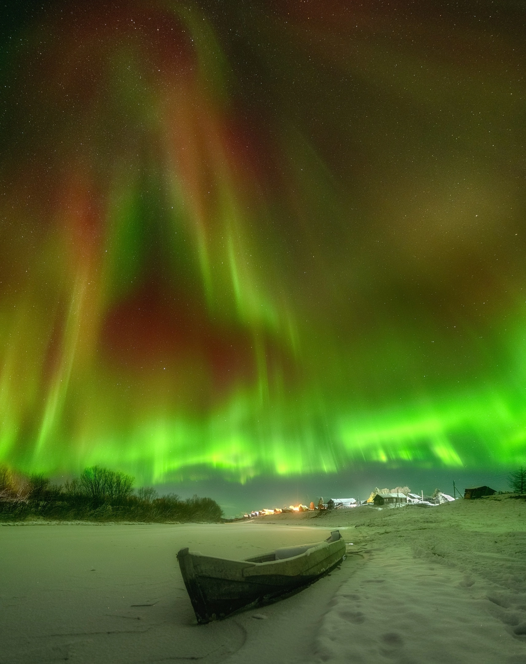 Аврора - Зима, Север, Полярное сияние, Ночь, Река, Лодка, Фотография, Архангельская область