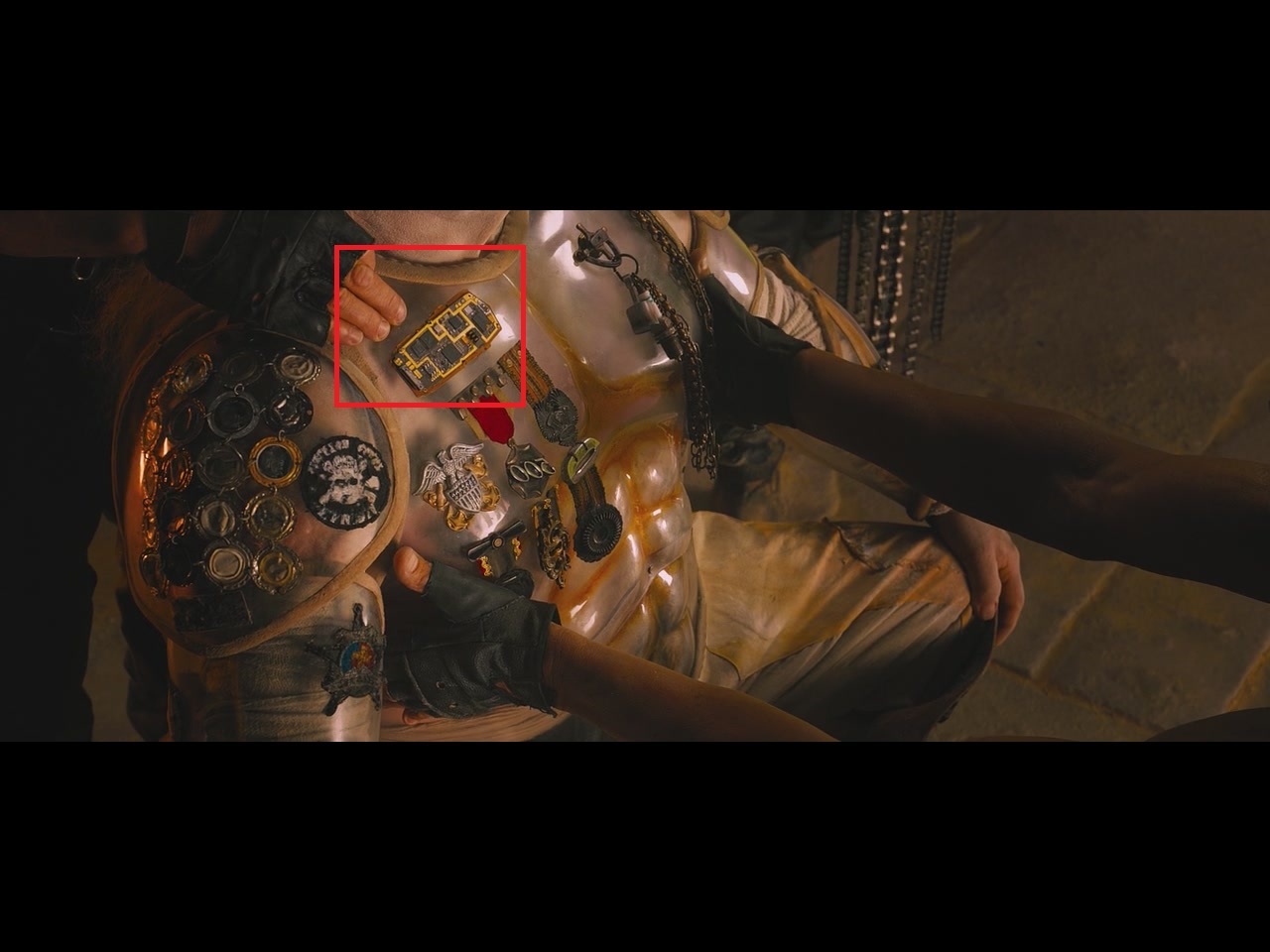 Nokia on the chest of Immortan Joe in Mad Mask? - My, Mad Max: Fury Road, Nokia, Longpost, Immortal Joe, Costume